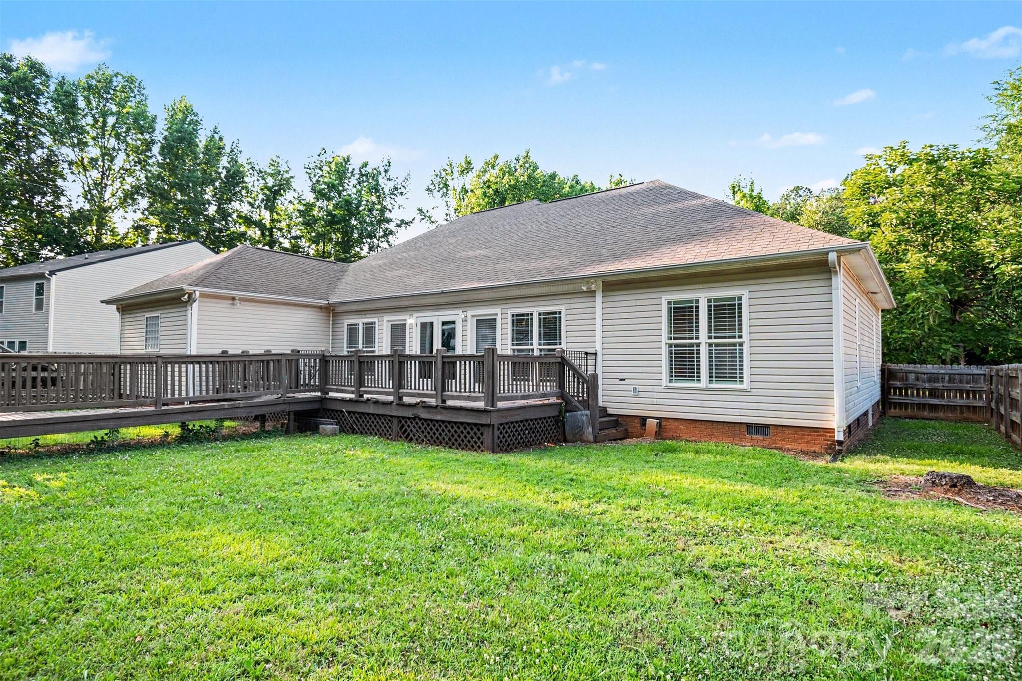 3801 Hayden Drive — Charlotte