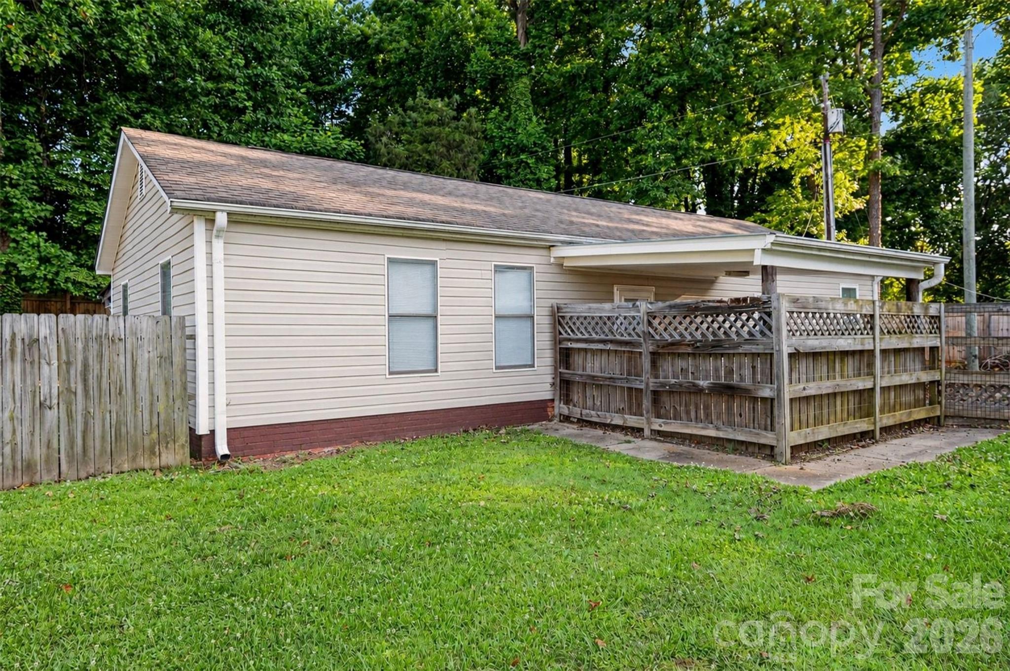 3801 Hayden Drive — Charlotte
