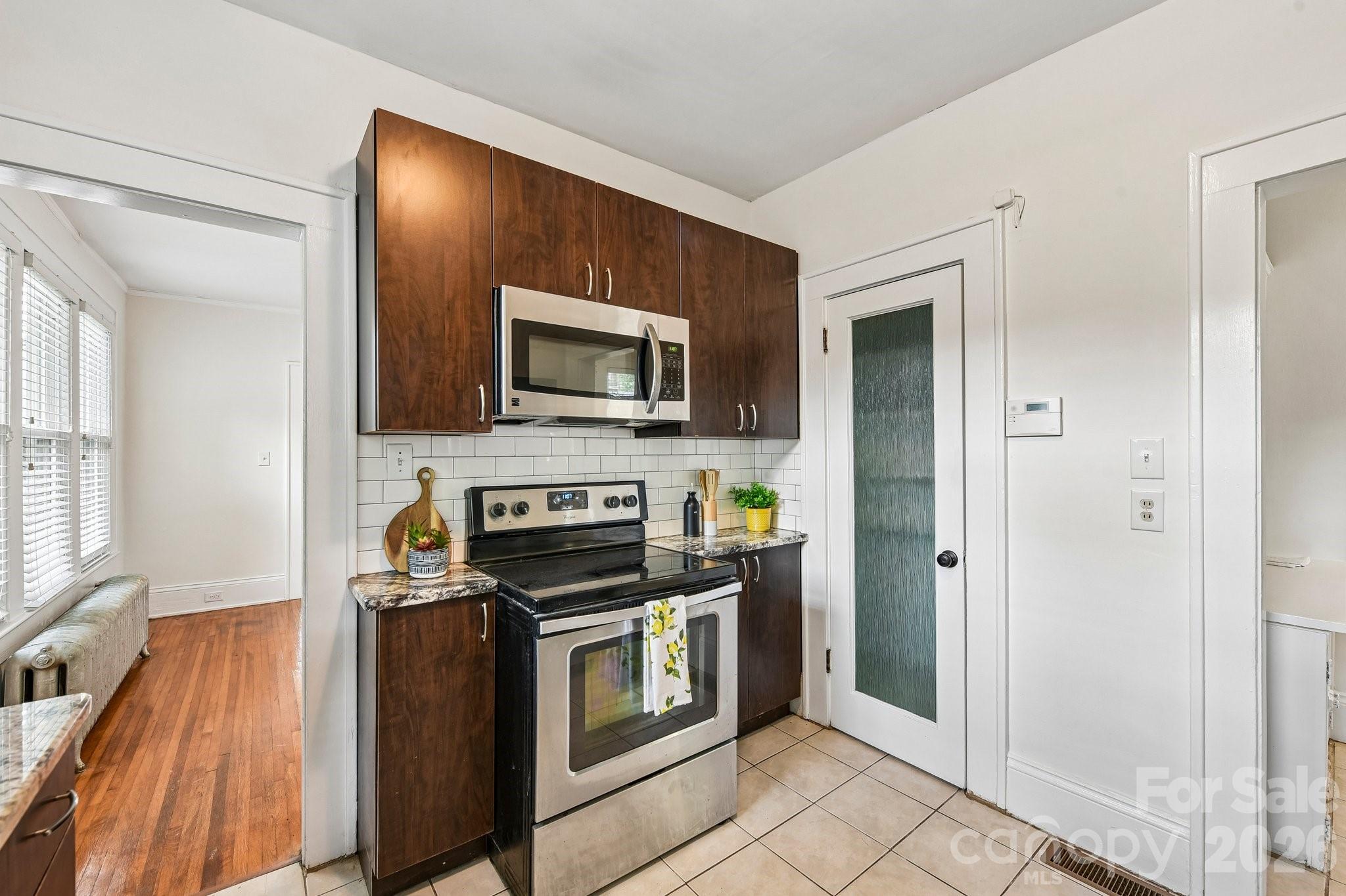 1612 S Tryon Street — Charlotte