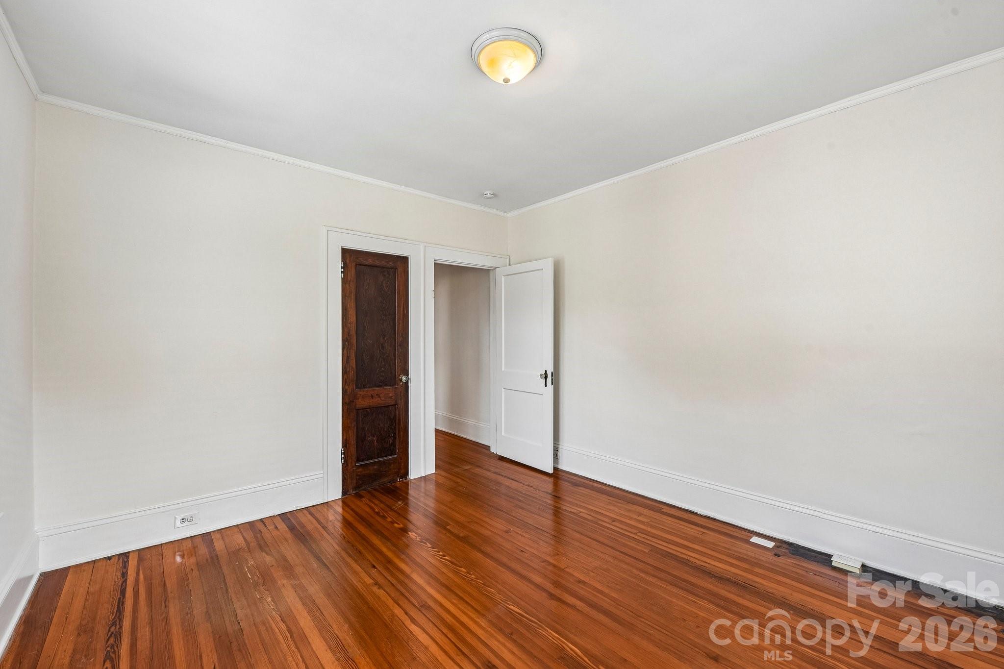 1612 S Tryon Street — Charlotte