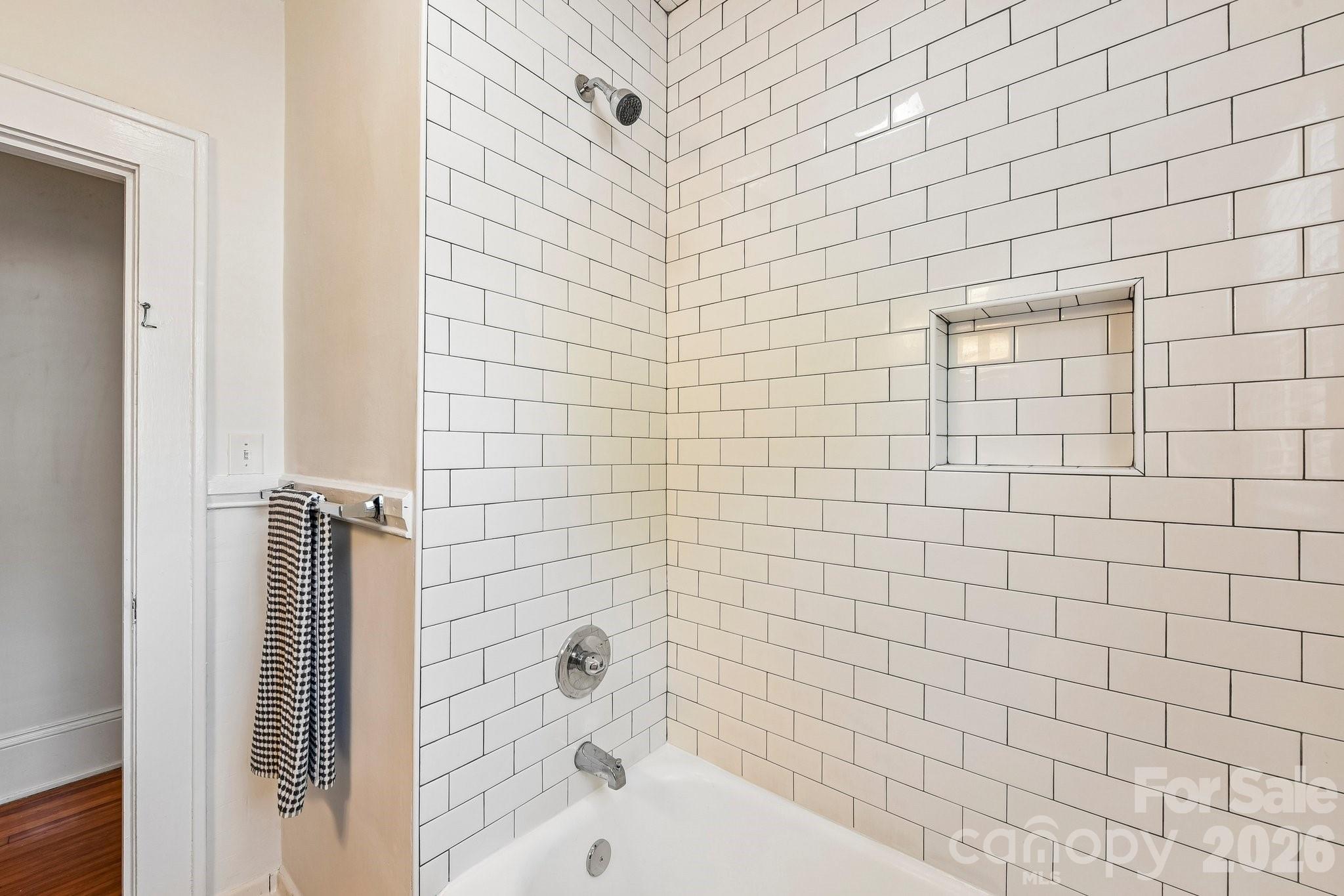 1612 S Tryon Street — Charlotte