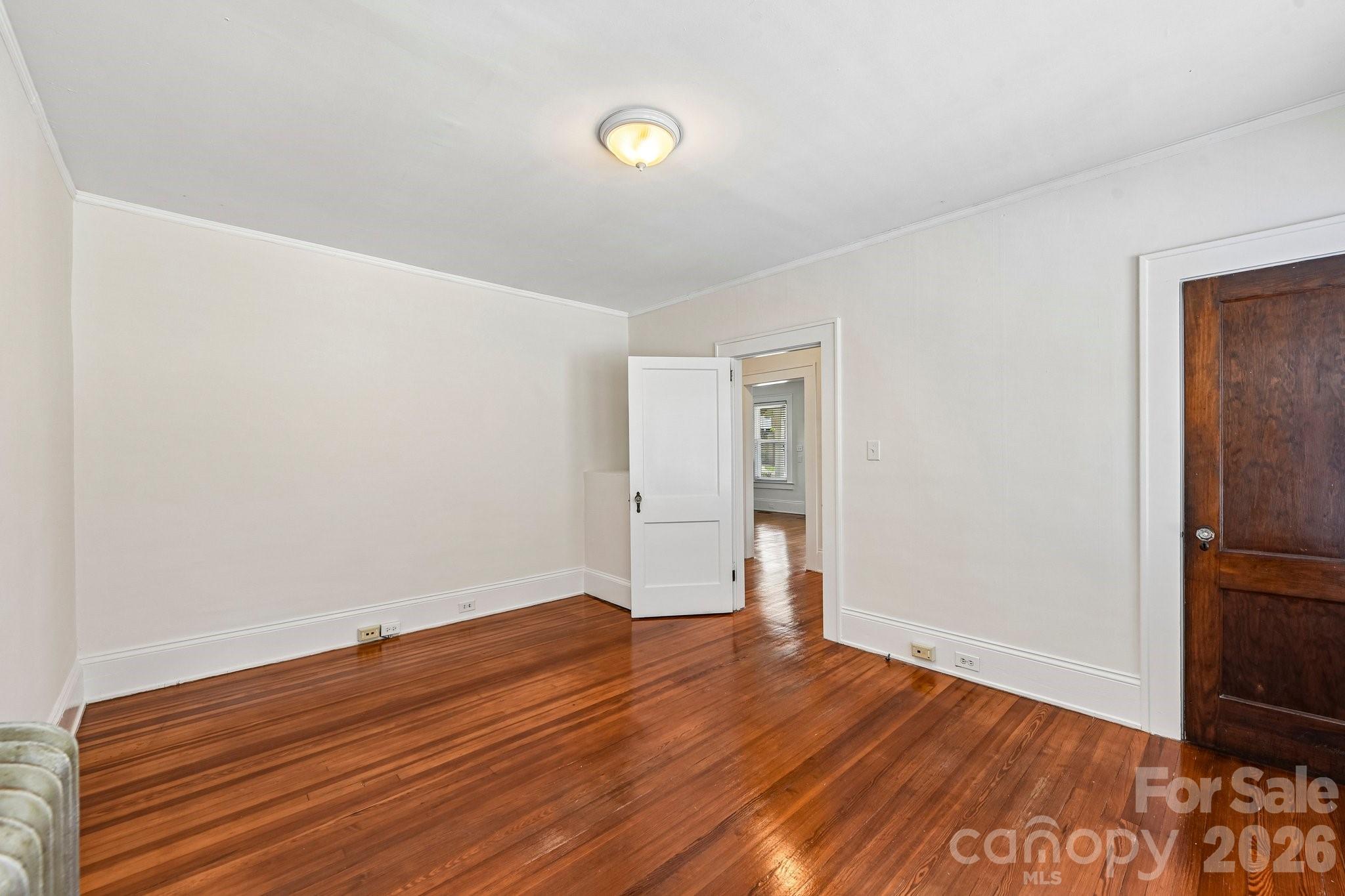 1612 S Tryon Street — Charlotte