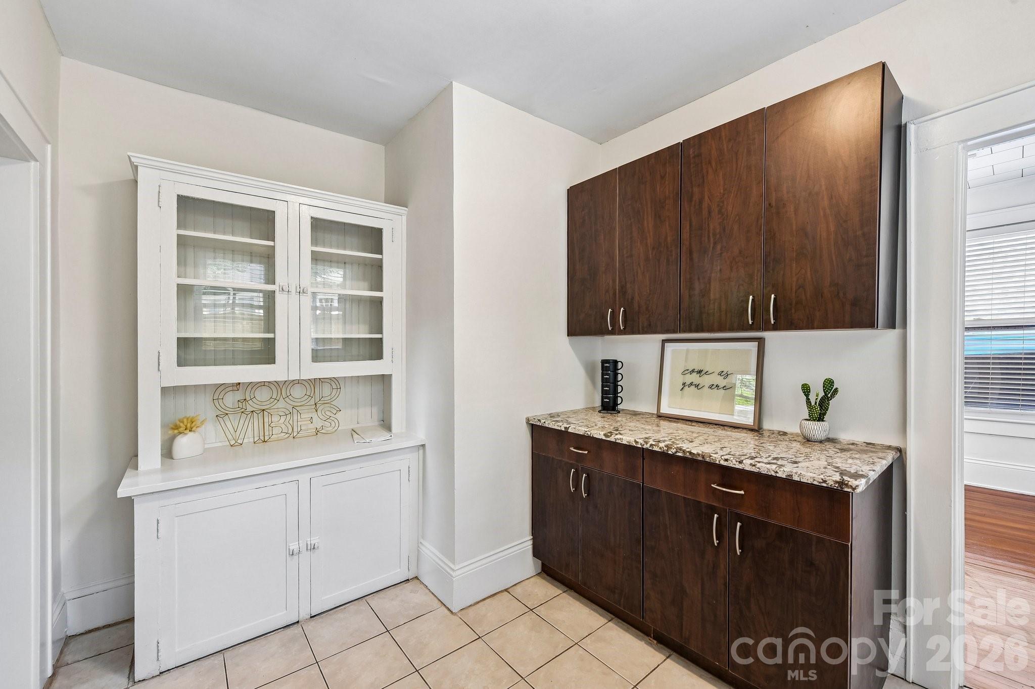 1612 S Tryon Street — Charlotte