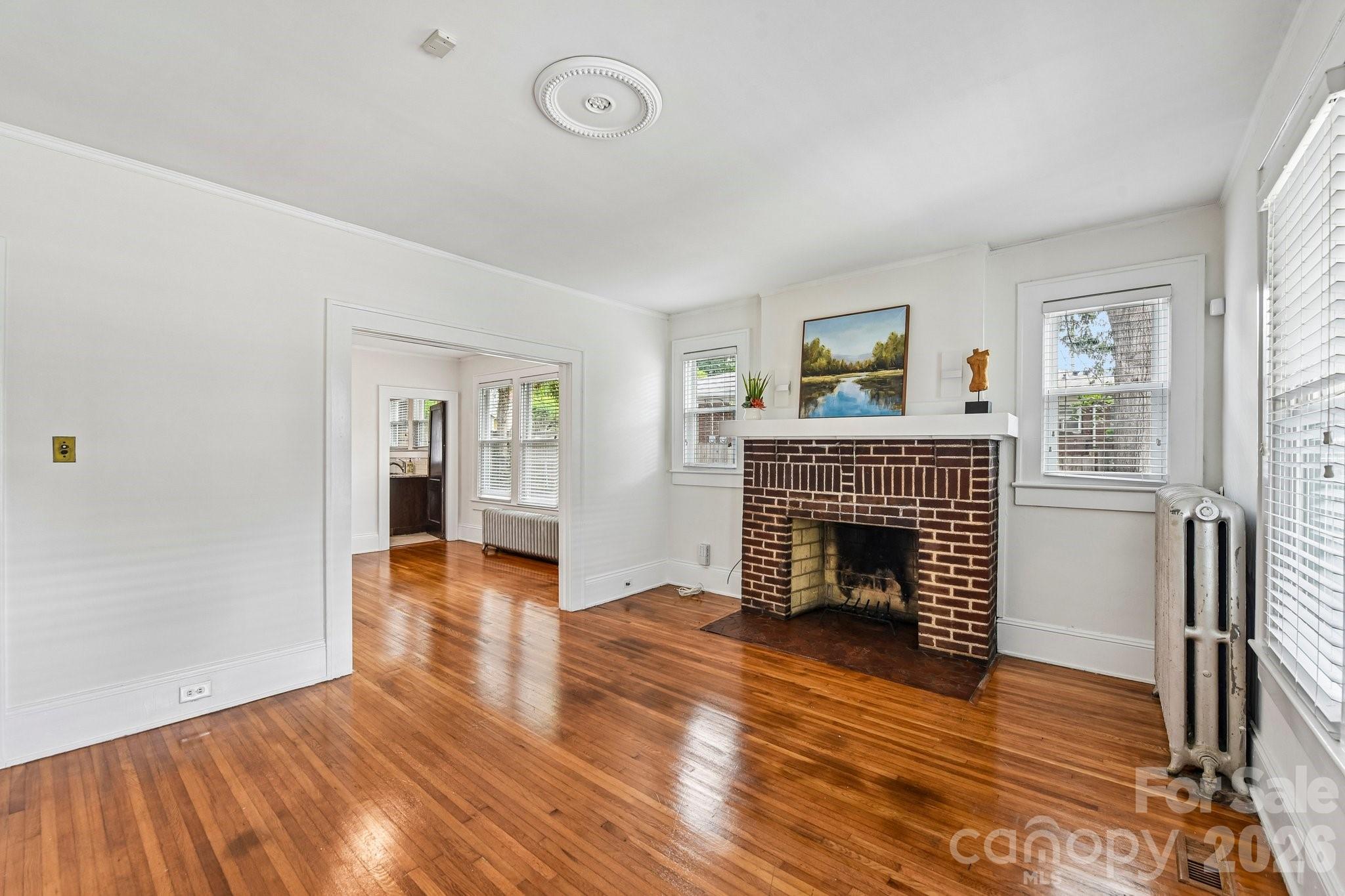 1612 S Tryon Street — Charlotte