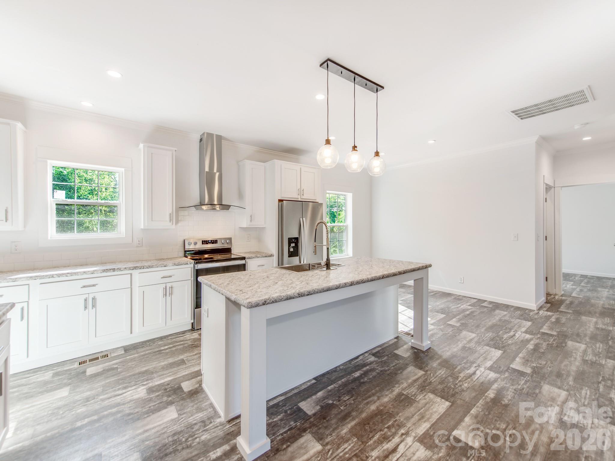 391 Stutts Road — Mooresville