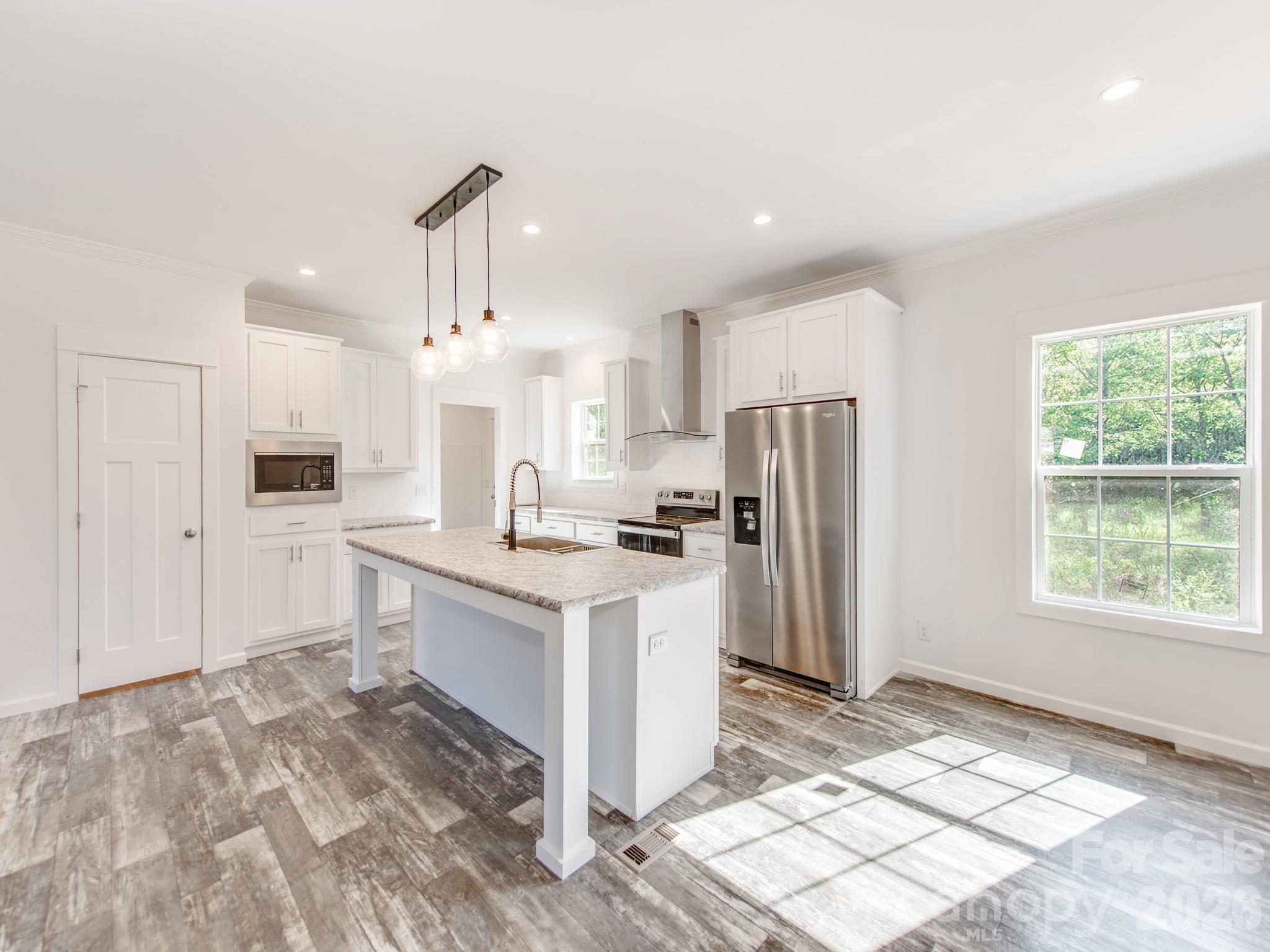 391 Stutts Road — Mooresville