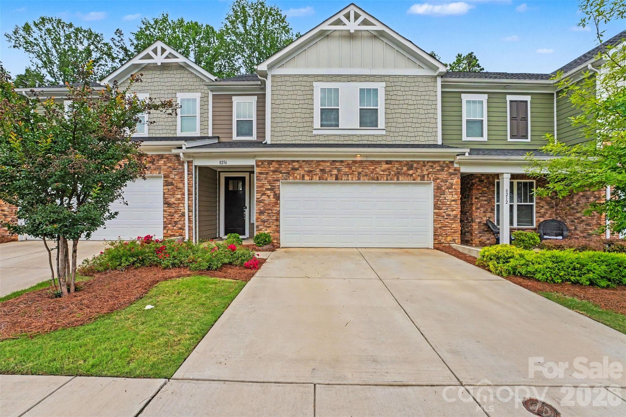 8216 Merryvale Lane — Charlotte