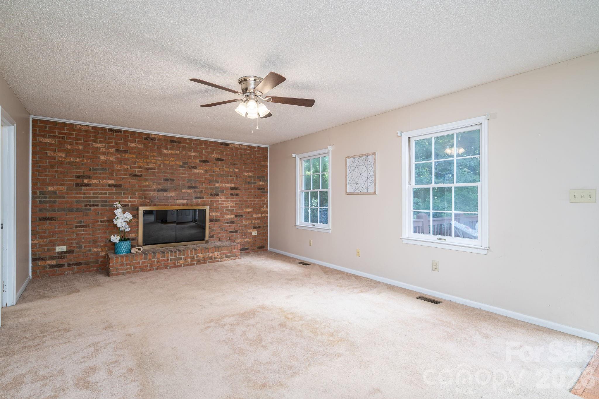 2302 Lowell Bethesda Road — Gastonia
