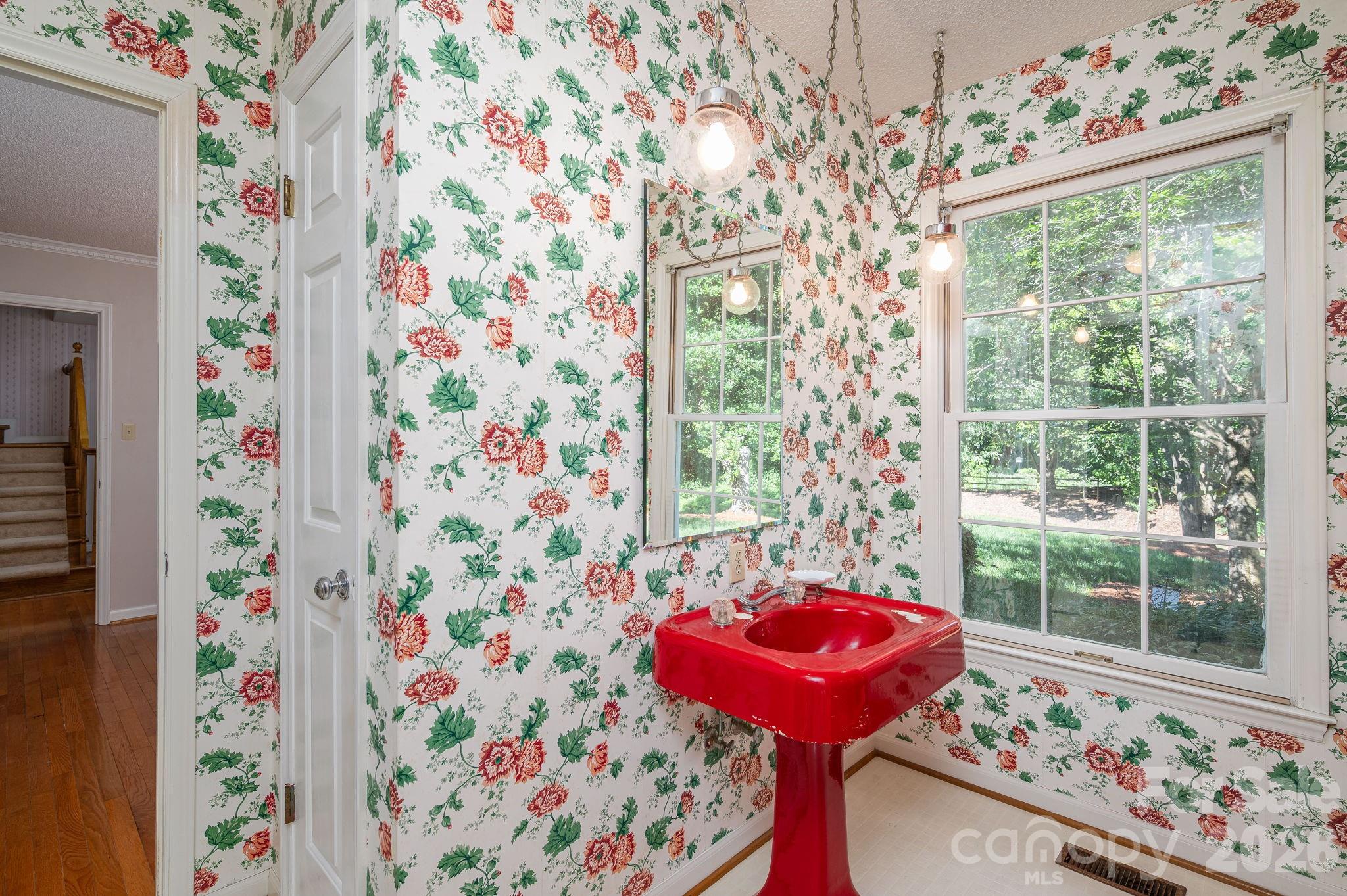 2302 Lowell Bethesda Road — Gastonia