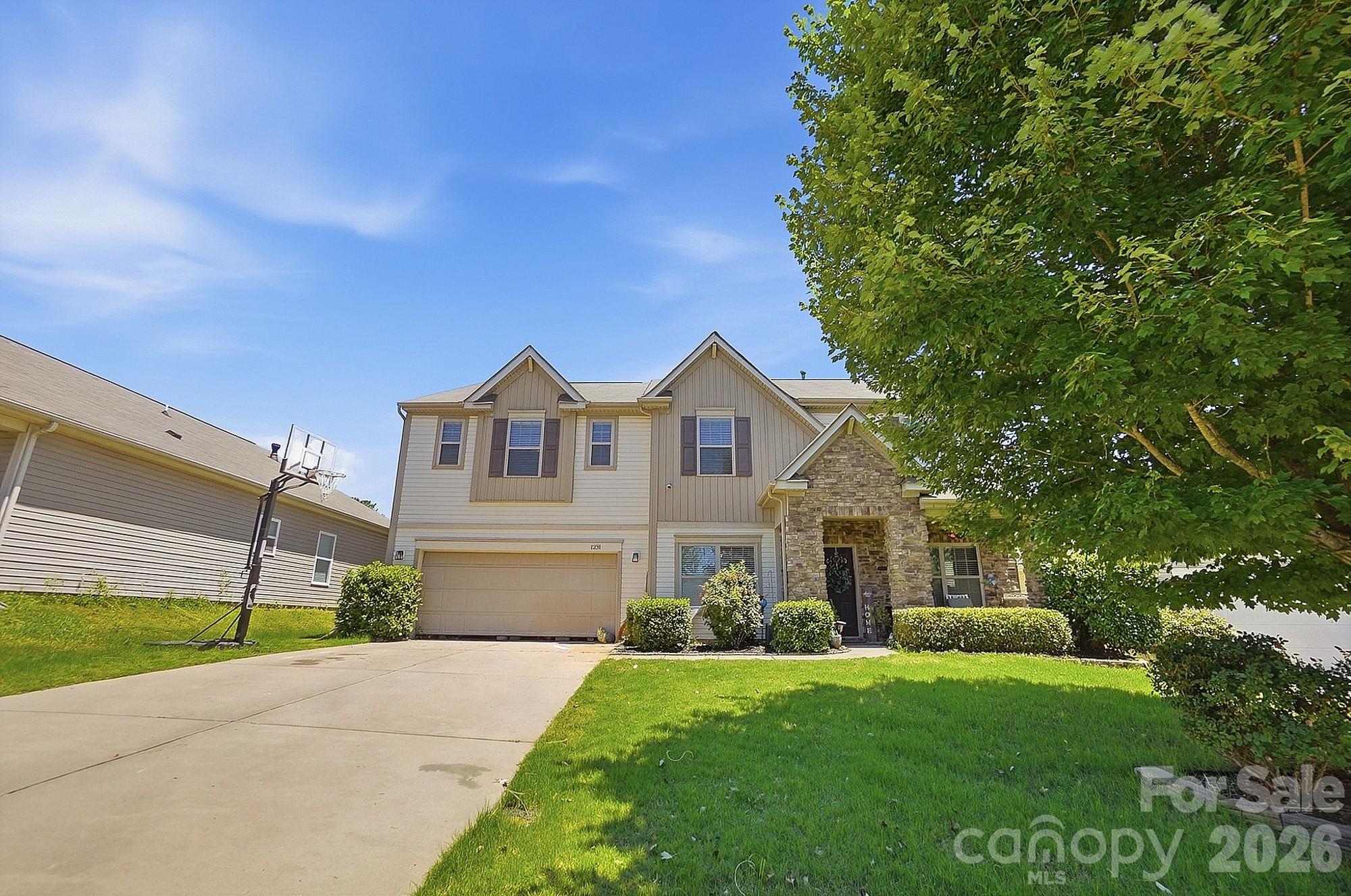 1231 Tranquil Falls Lane — Matthews