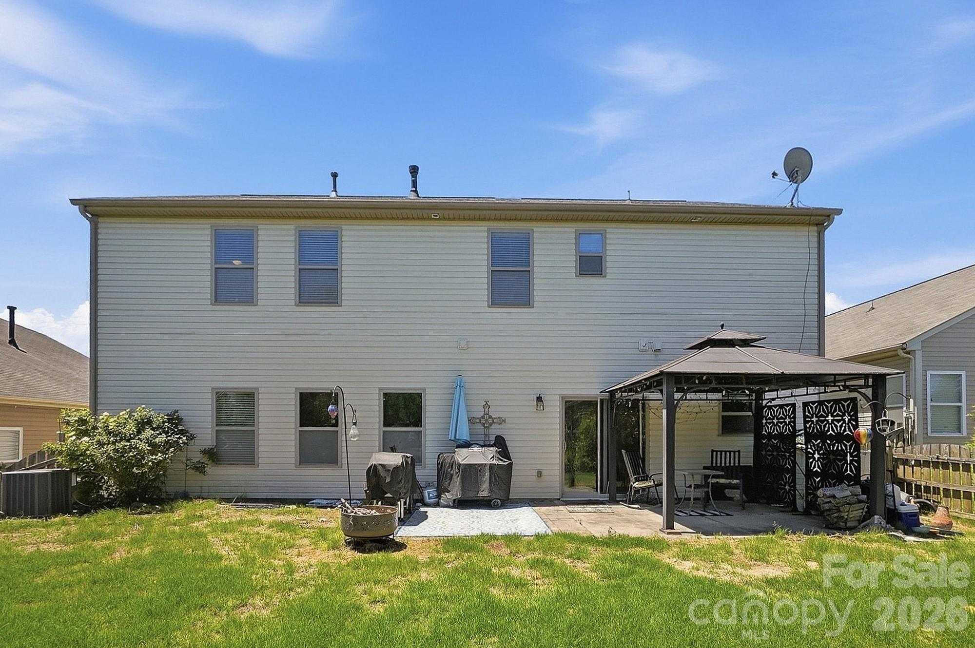 1231 Tranquil Falls Lane — Matthews