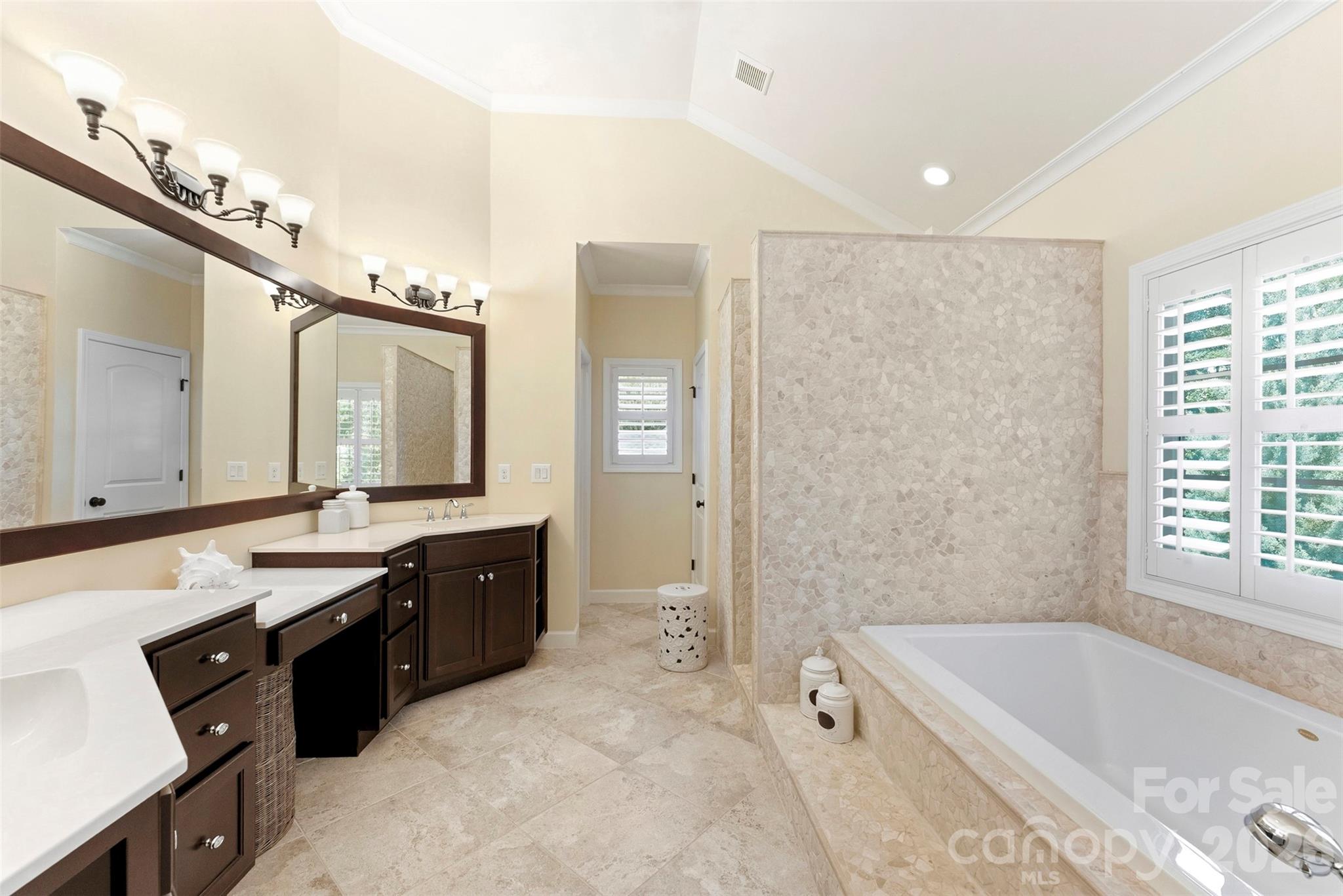 3411 Stags Leap Way — York