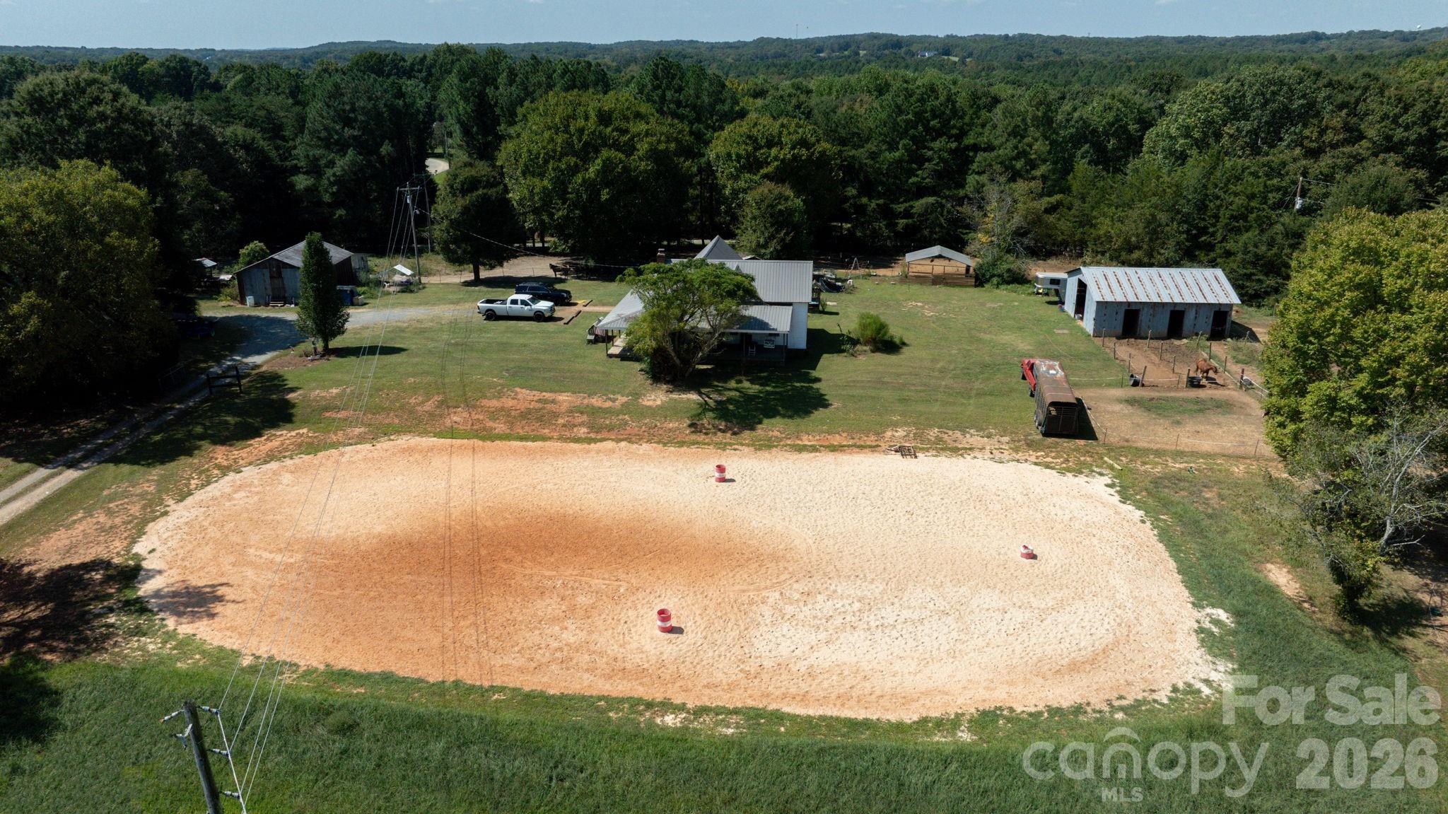 15869 Silver Road — Oakboro