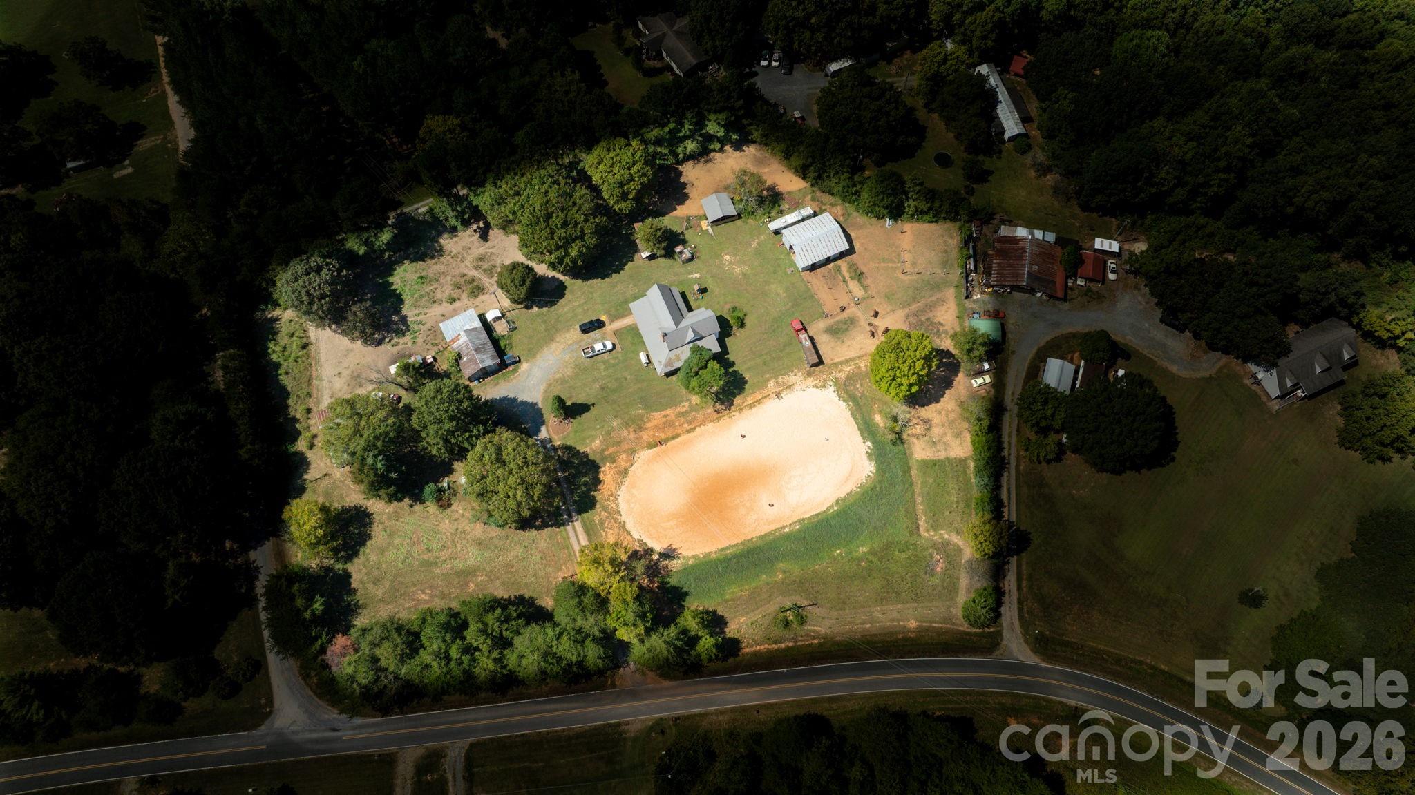 15869 Silver Road — Oakboro