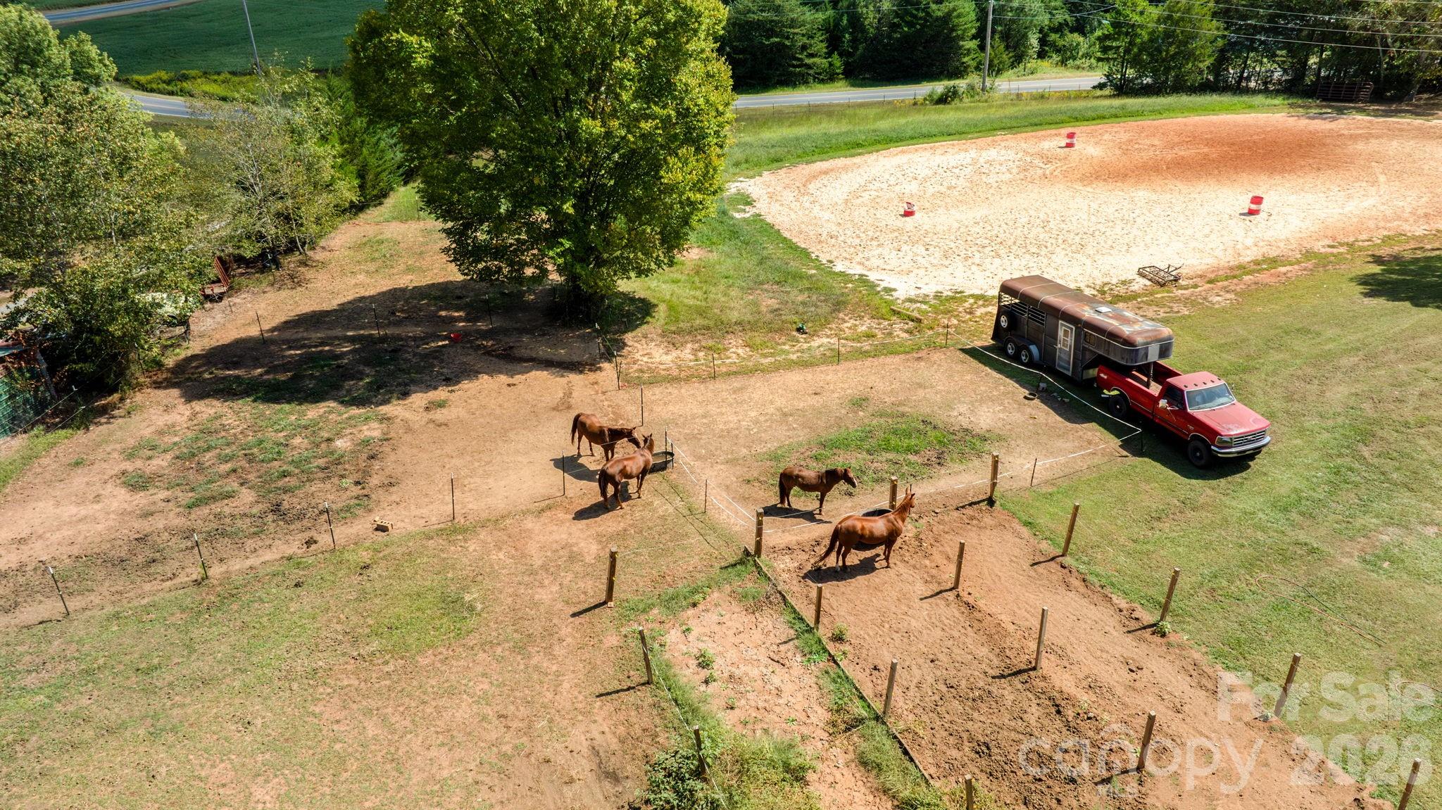 15869 Silver Road — Oakboro