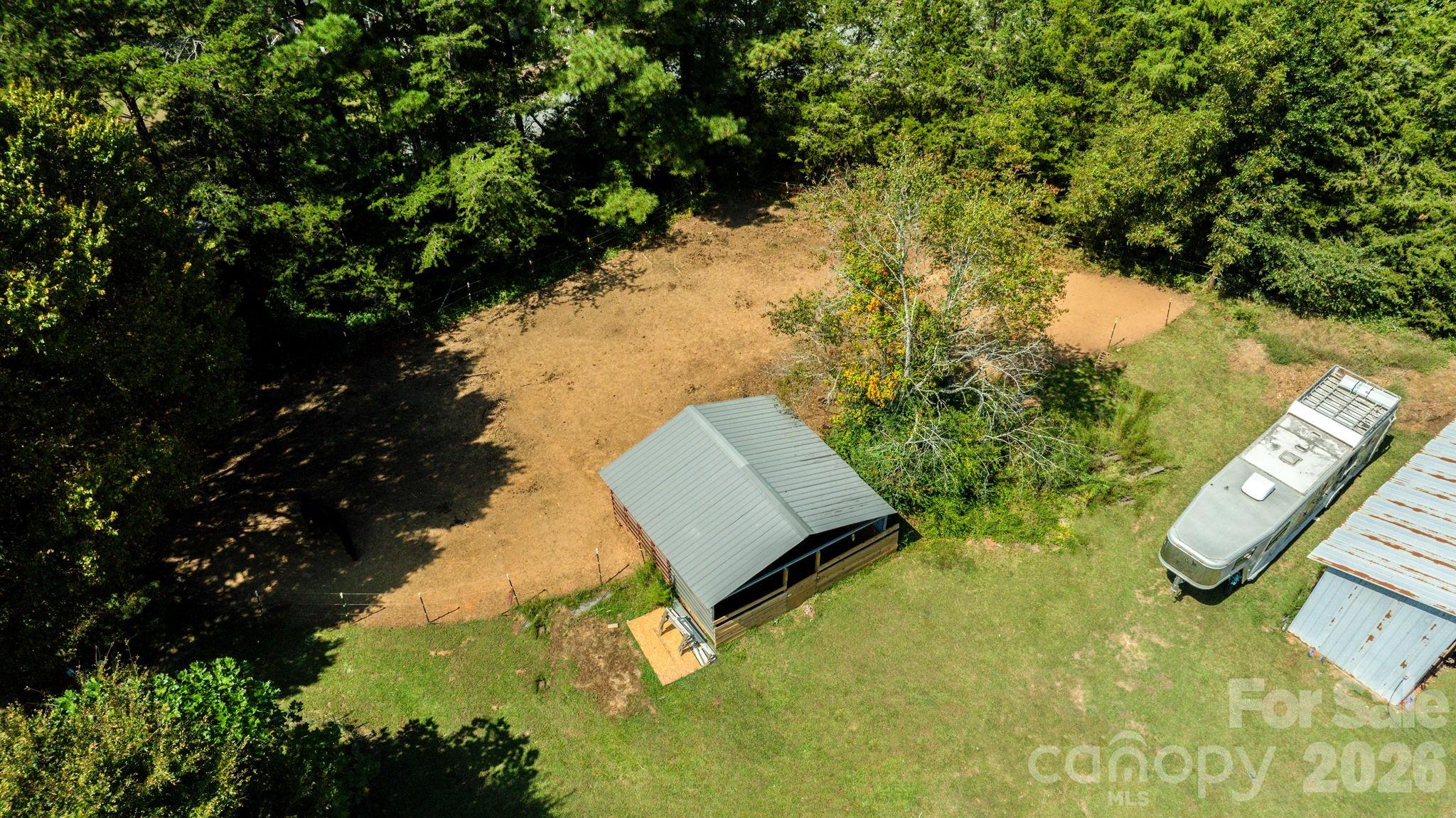 15869 Silver Road — Oakboro