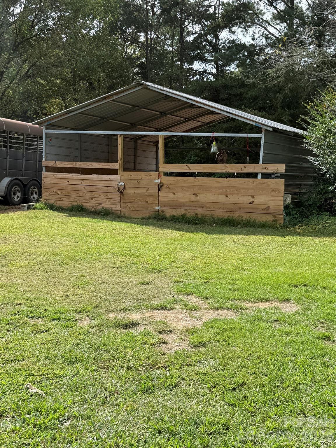15869 Silver Road — Oakboro