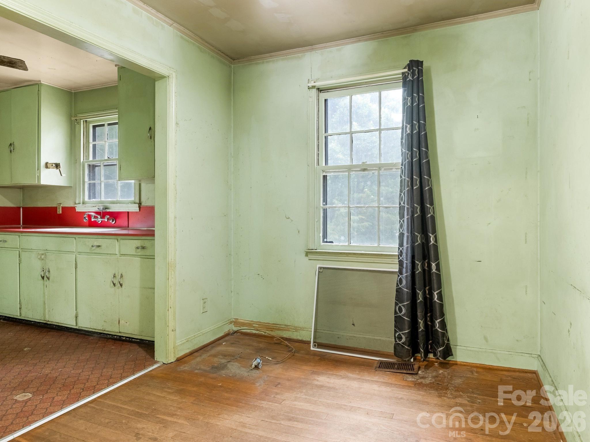 1525 Herrin Avenue — Charlotte