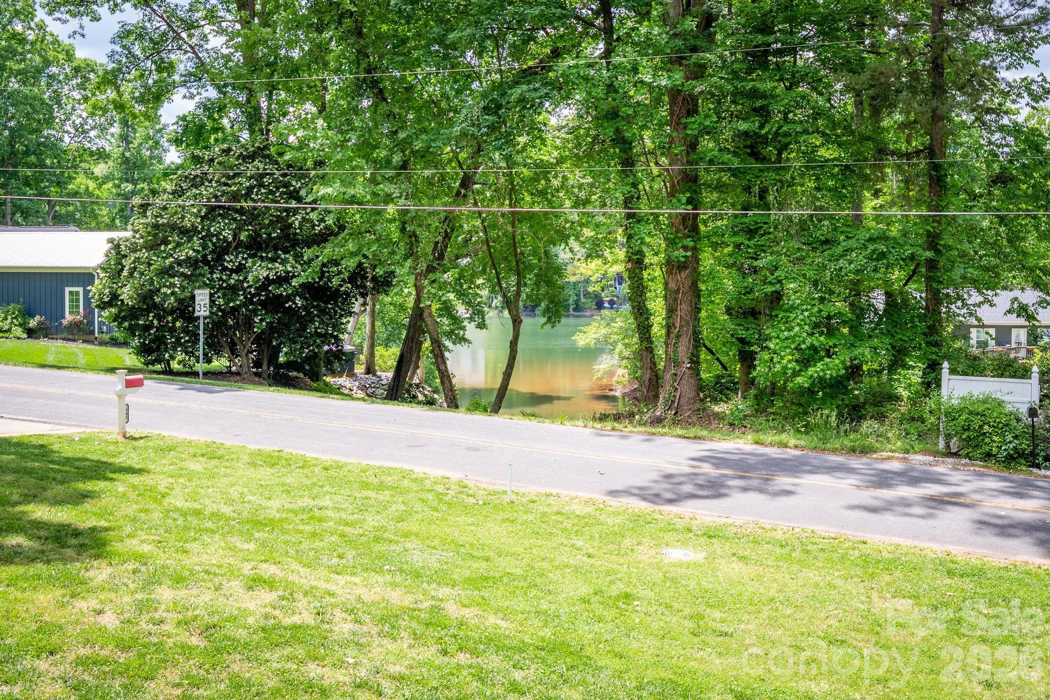 141 Culpeze Road #9 — Mooresville
