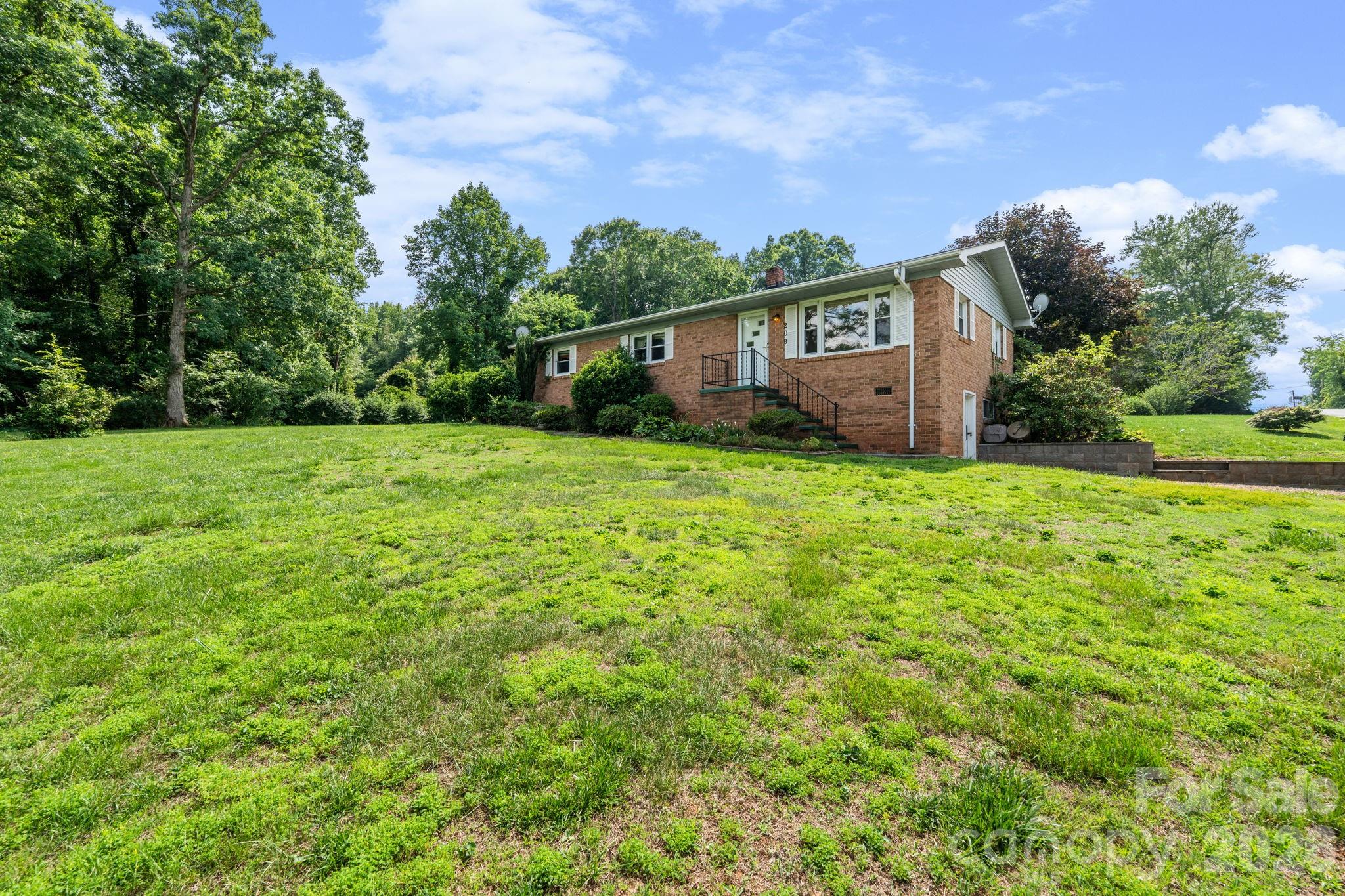 209 Saint Marys Church Road — Morganton
