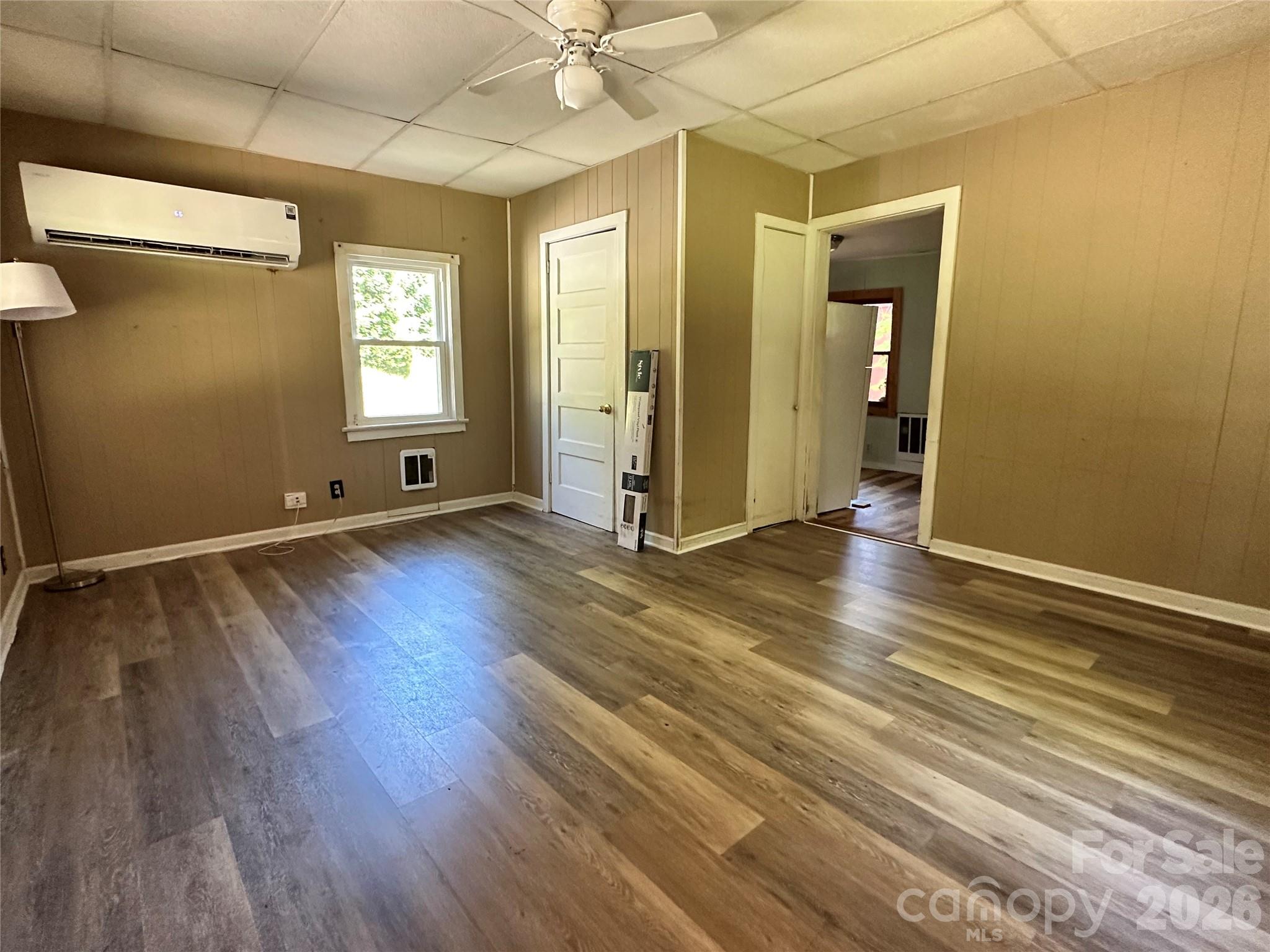 36 Range Road — Etowah