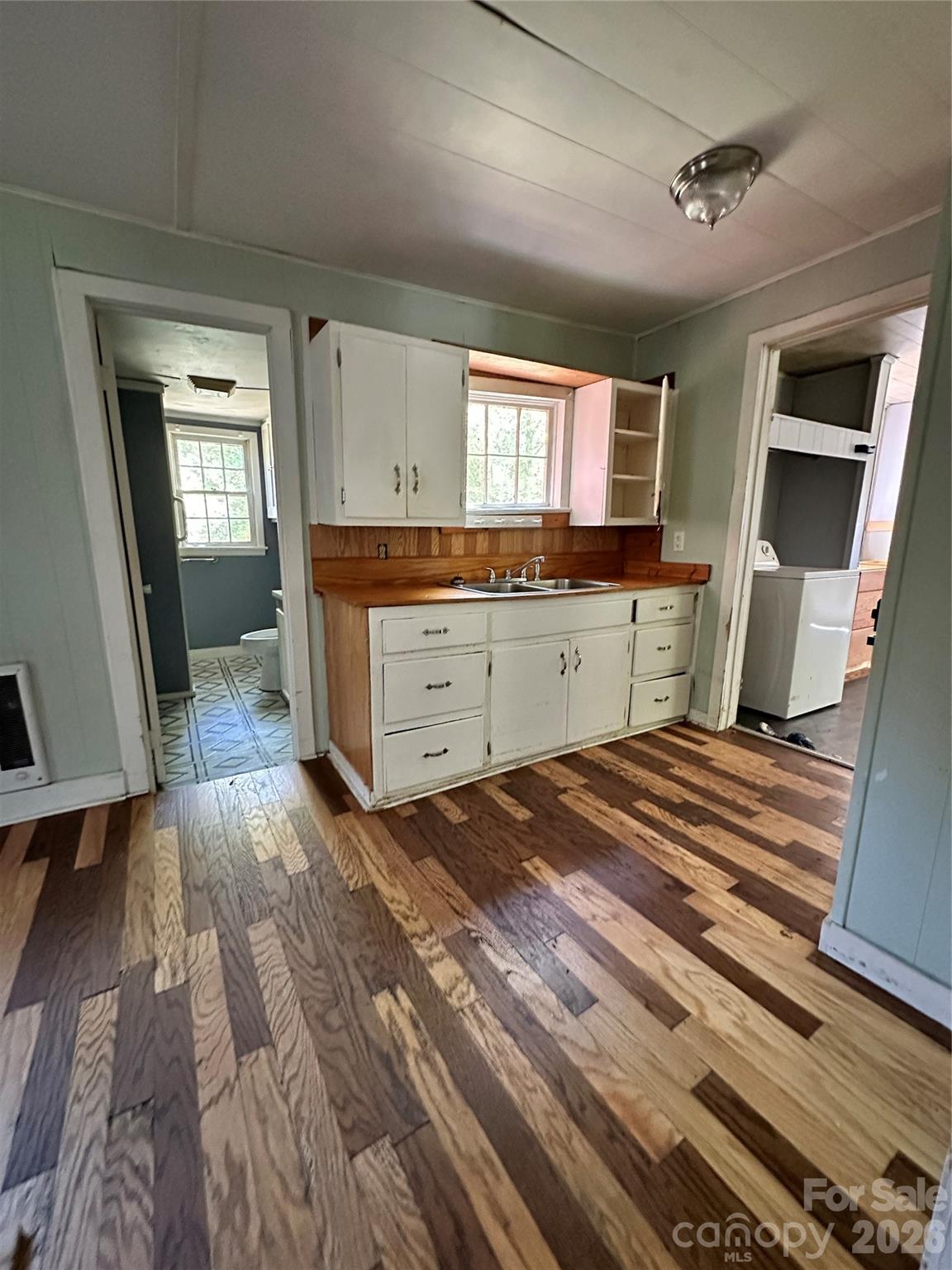 36 Range Road — Etowah