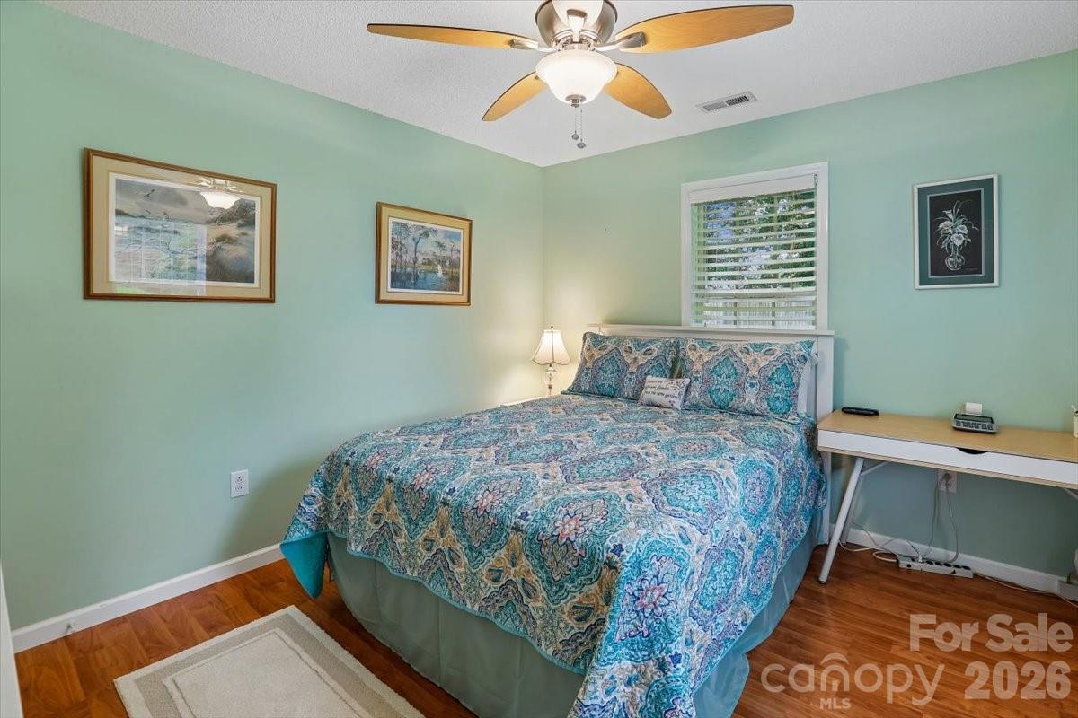 10821 S Hampton Drive — Charlotte