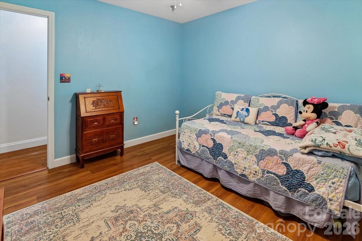 10821 S Hampton Drive — Charlotte