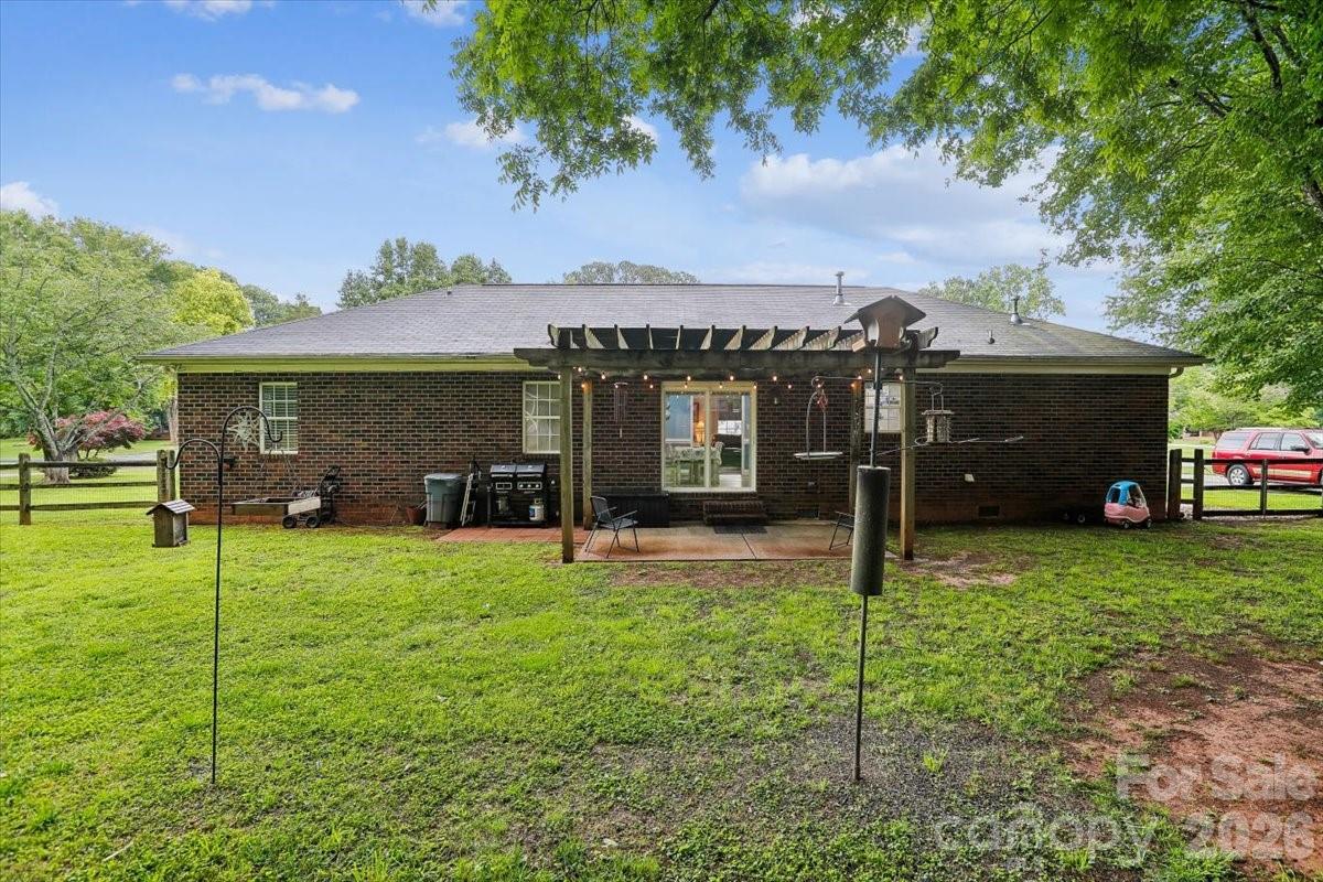 10821 S Hampton Drive — Charlotte