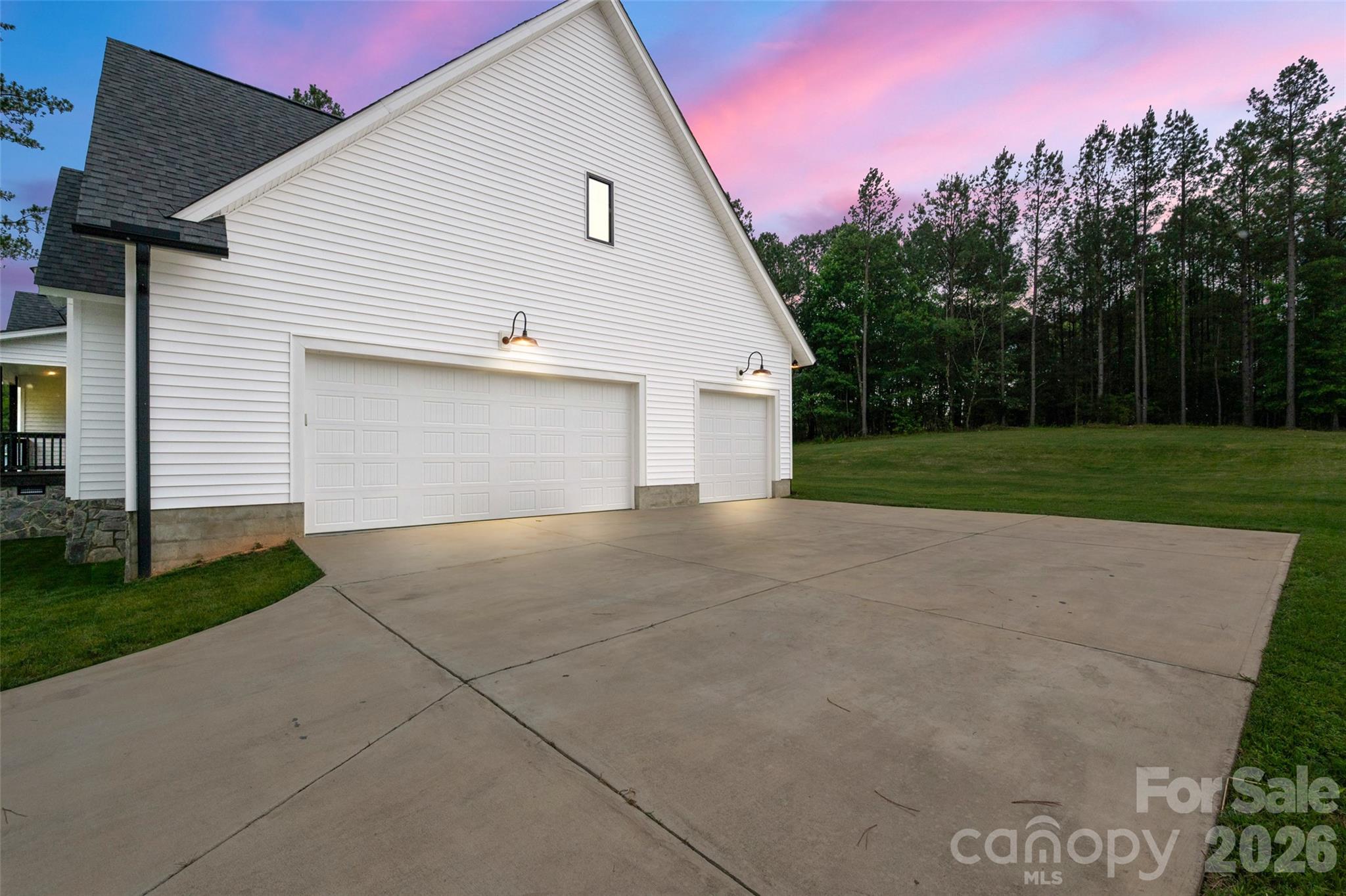 5072 Star Magnolia Court — Clover