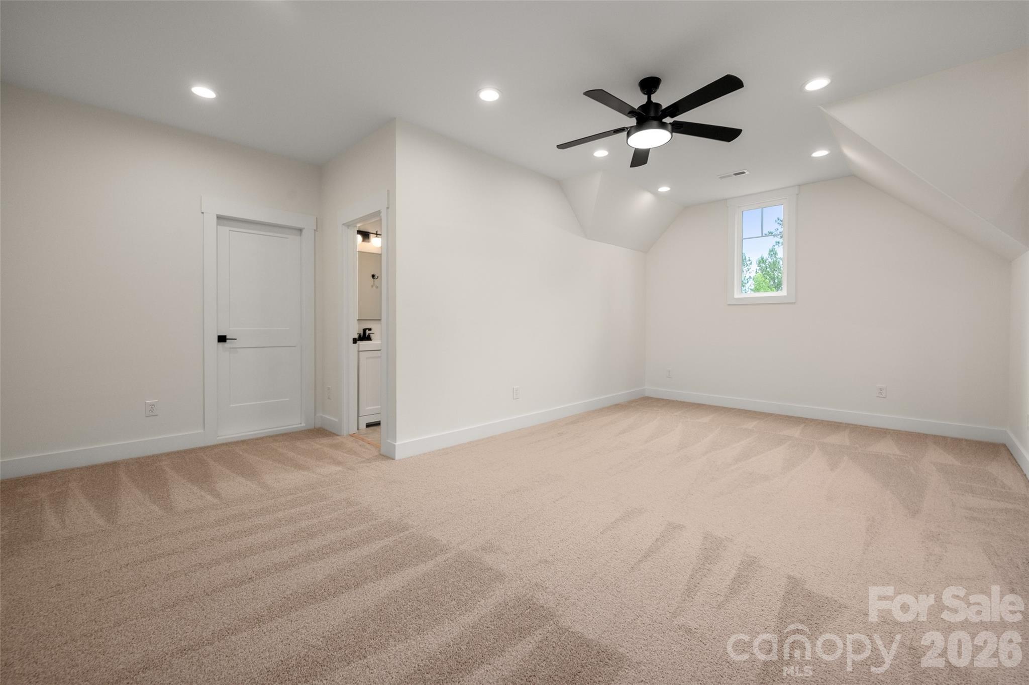 5072 Star Magnolia Court — Clover