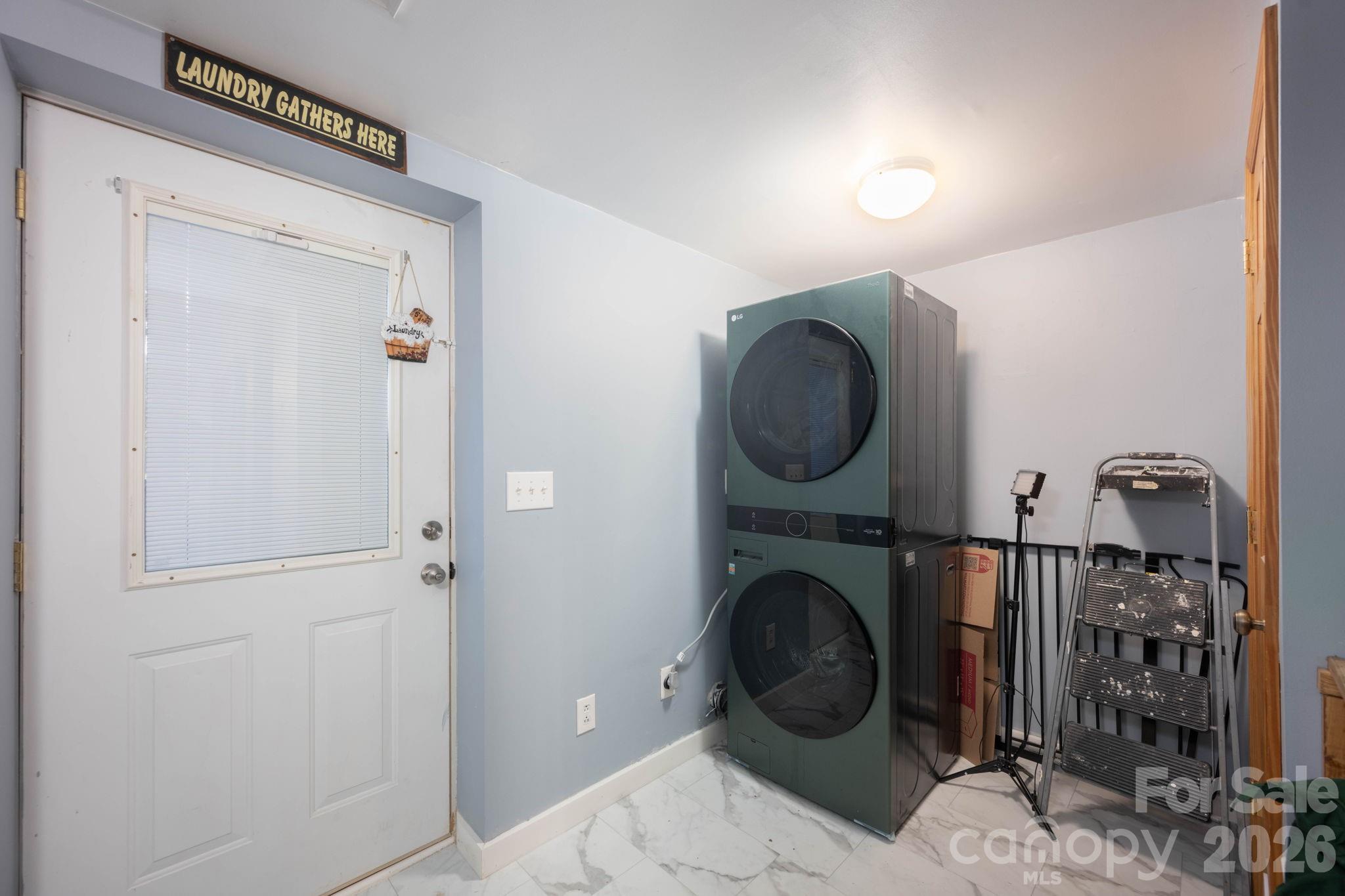 827 Brookwood Drive — Mooresville