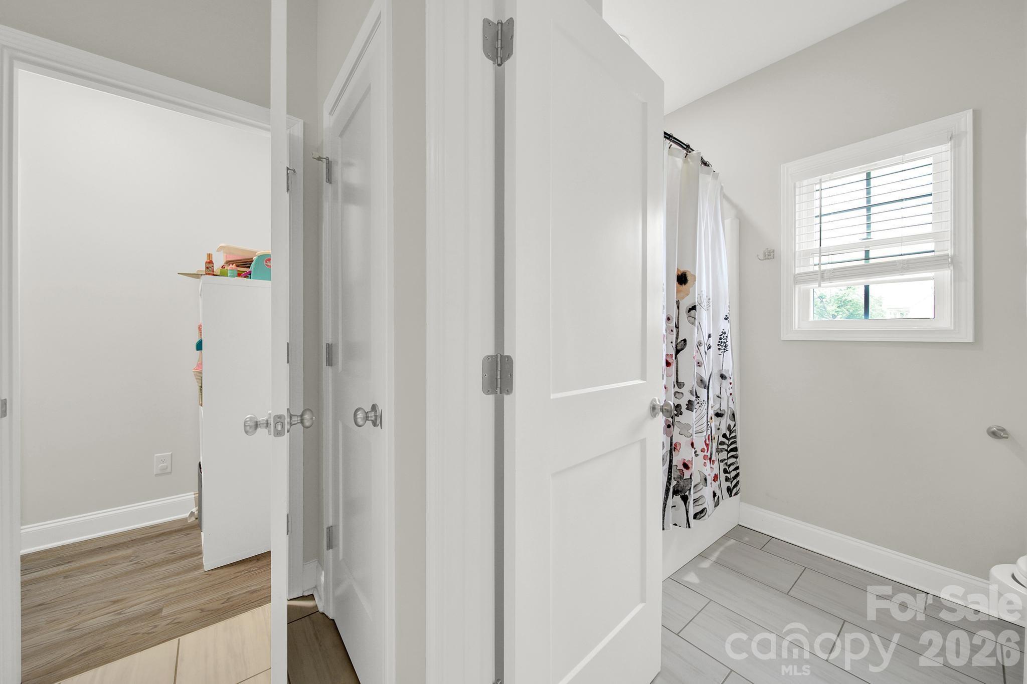 4653 Simpson Road — Edgemoor