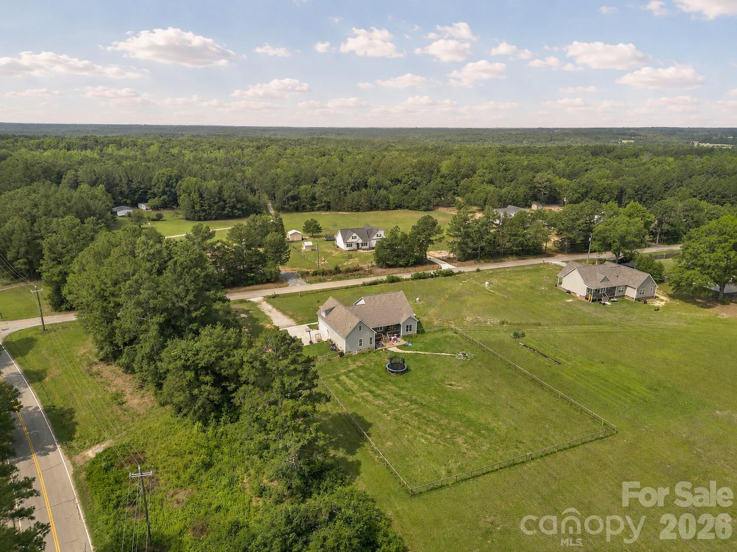4653 Simpson Road — Edgemoor