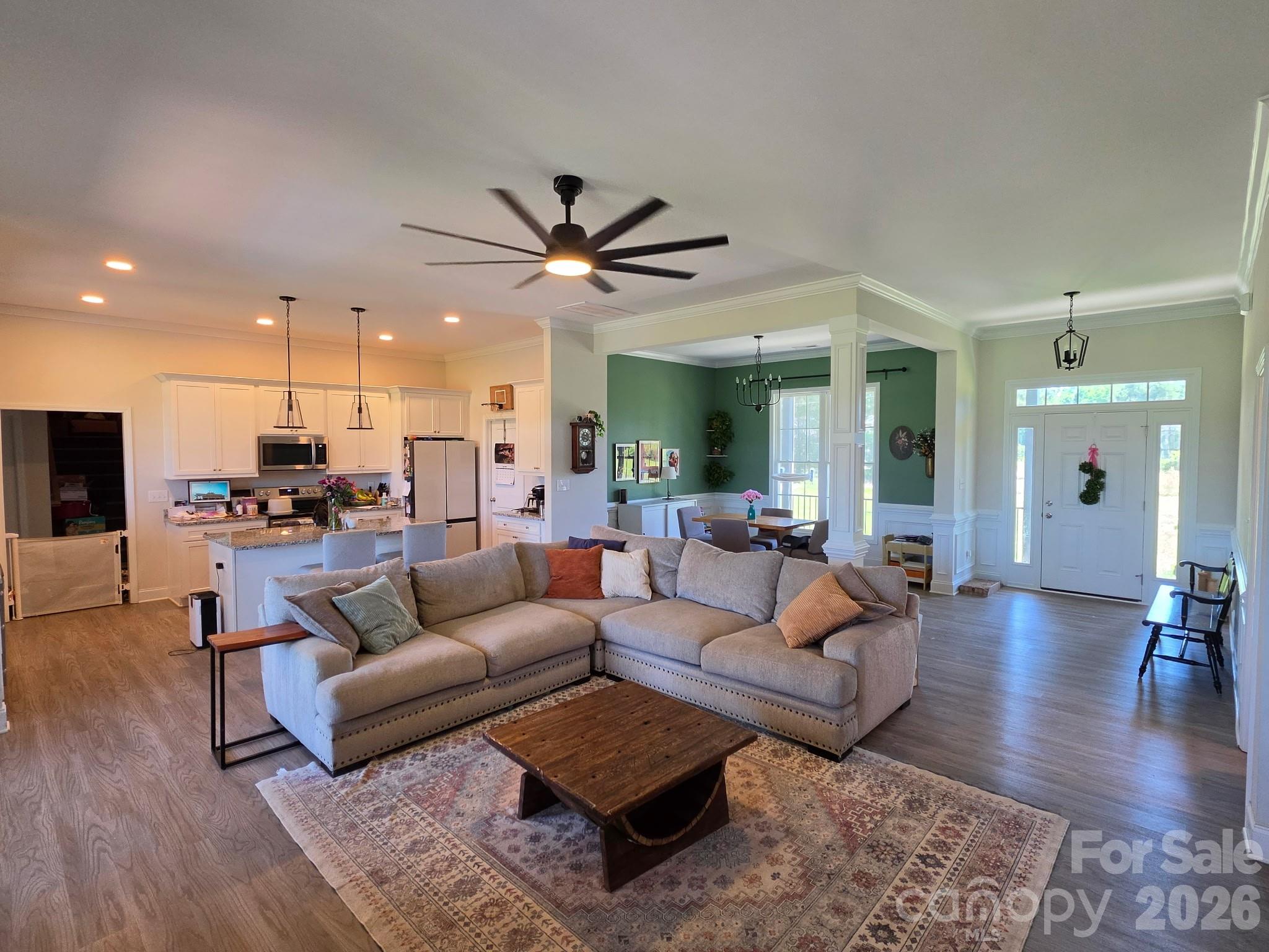 4653 Simpson Road — Edgemoor