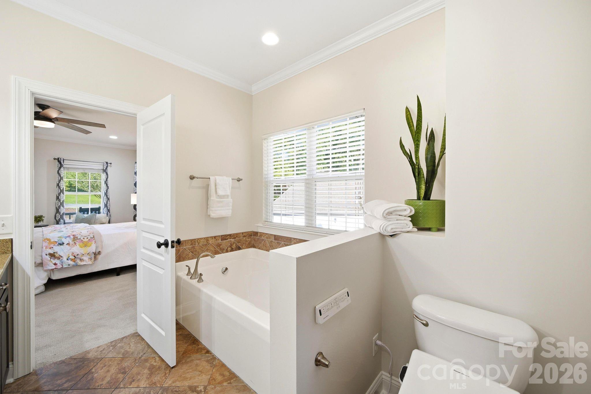 122 Friendfield Drive — Fort Mill