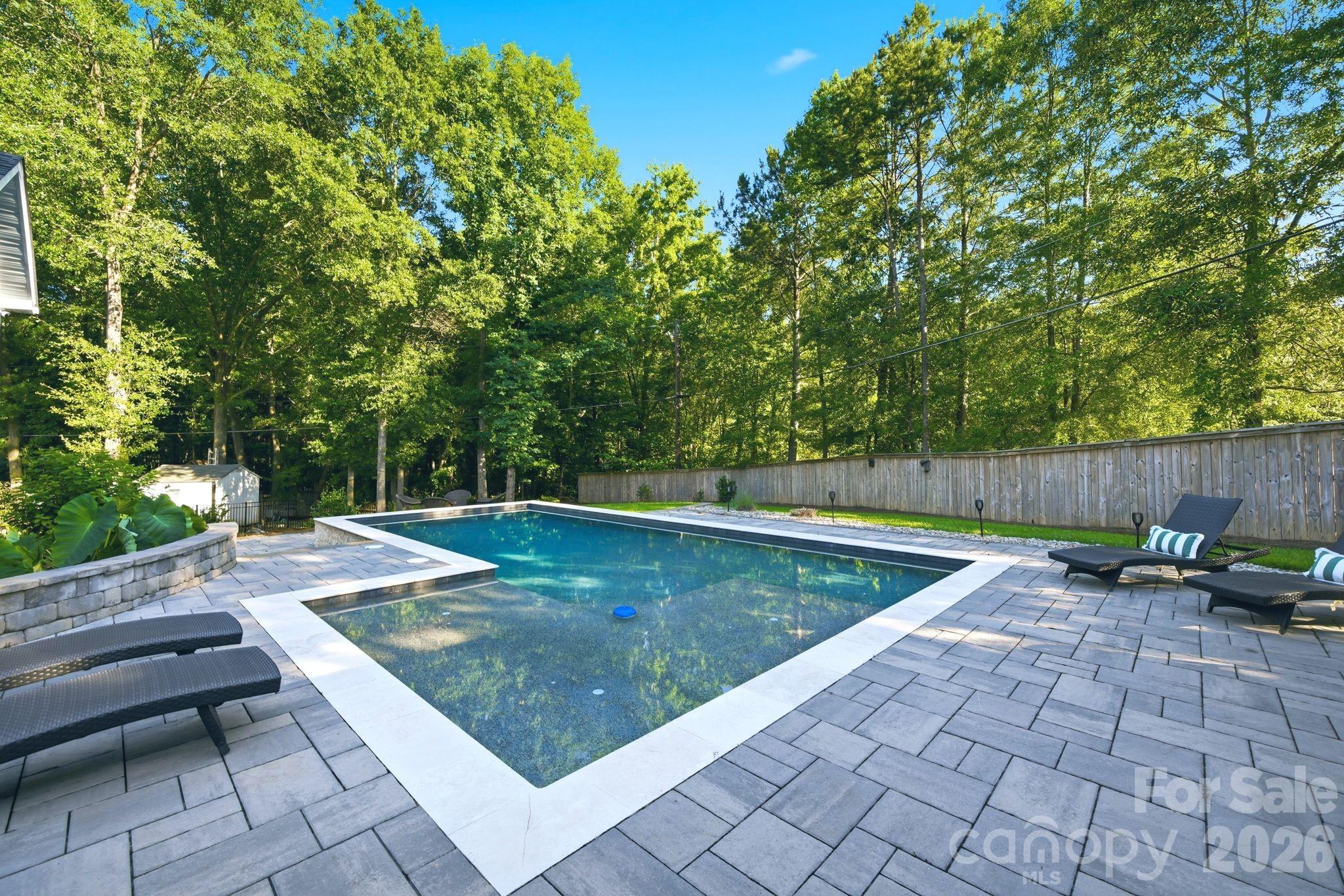122 Friendfield Drive — Fort Mill