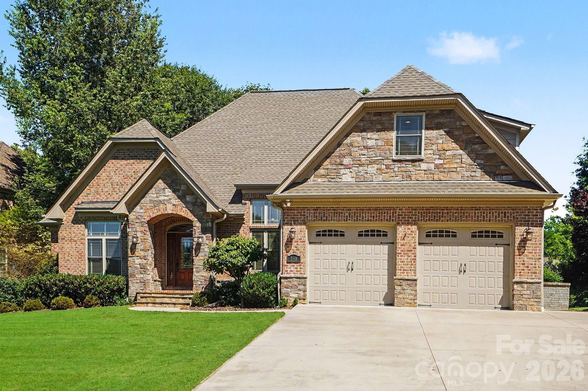 198 Windemere Isle Road — Statesville