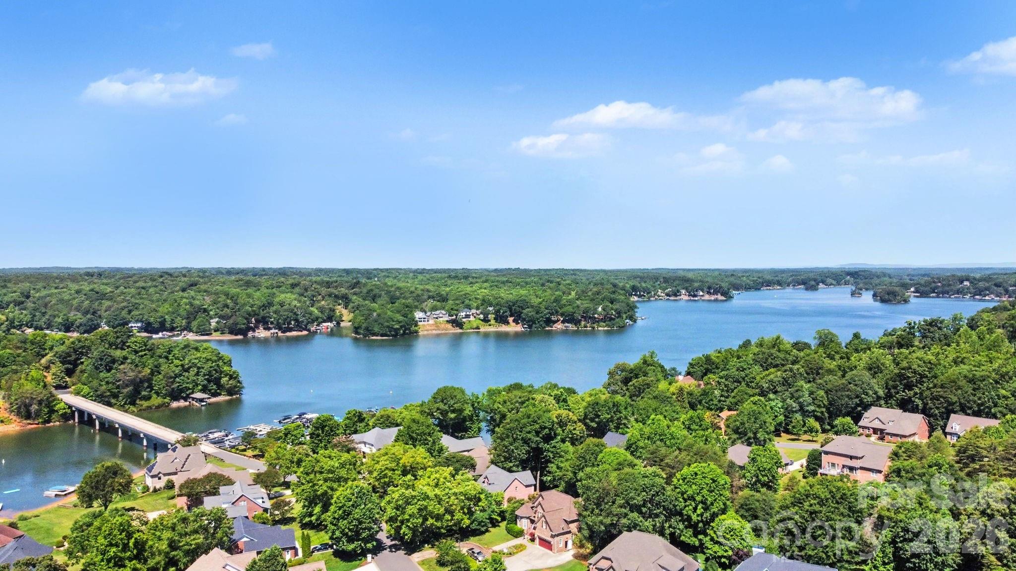 198 Windemere Isle Road — Statesville