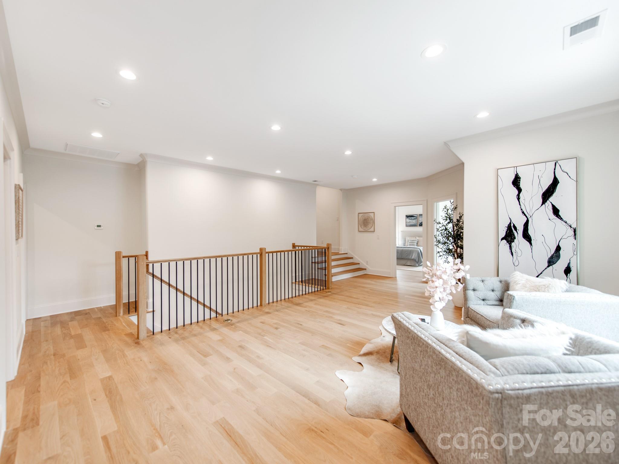 4627 Water Oak Road — Charlotte