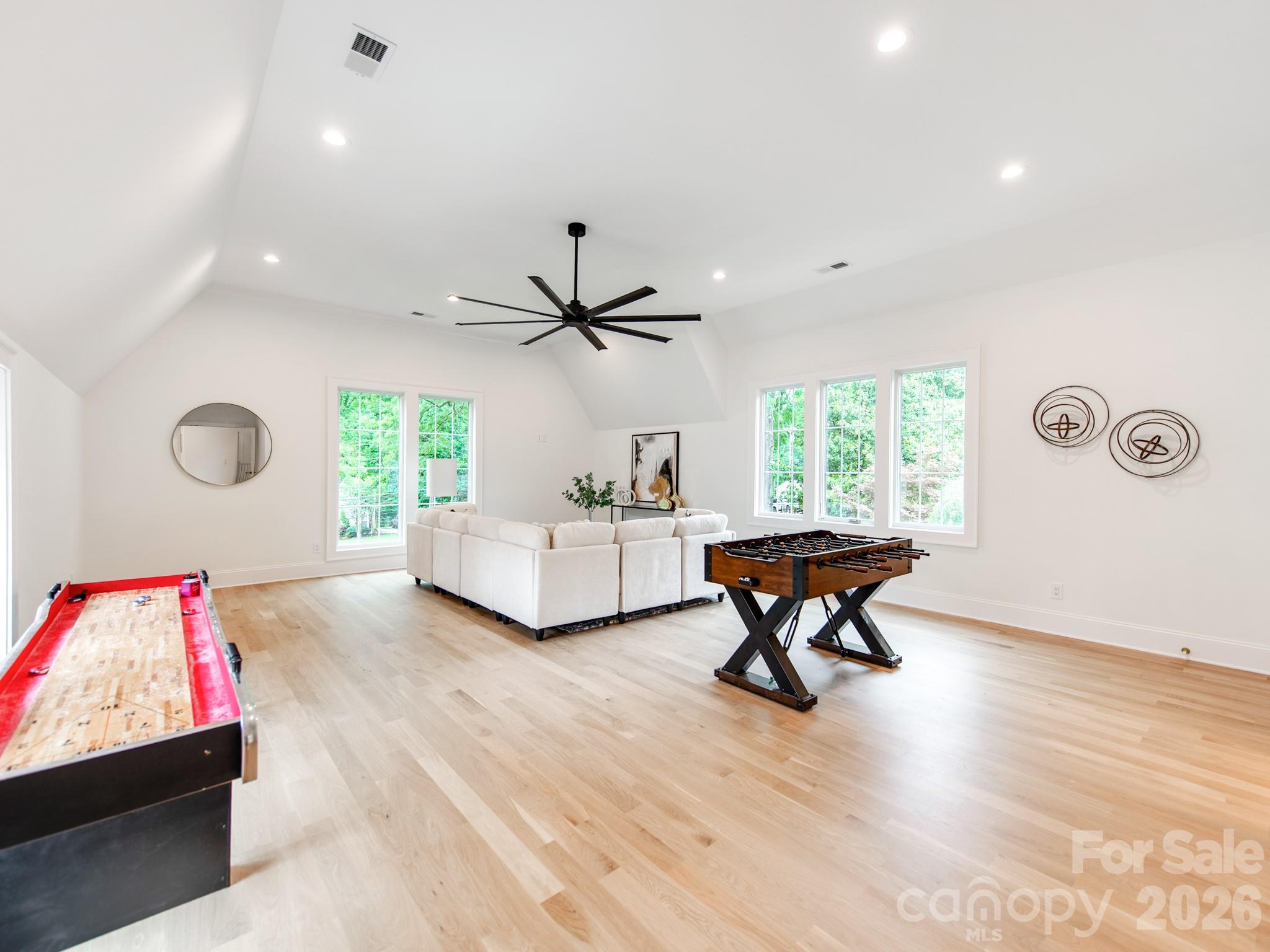 4627 Water Oak Road — Charlotte