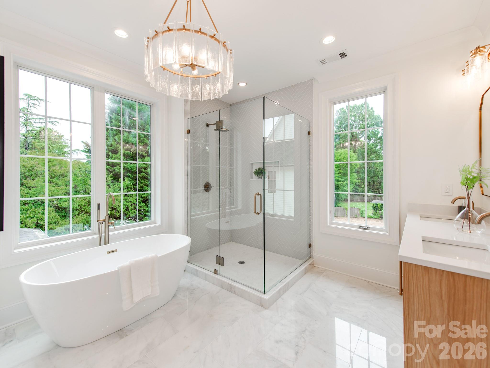 4627 Water Oak Road — Charlotte