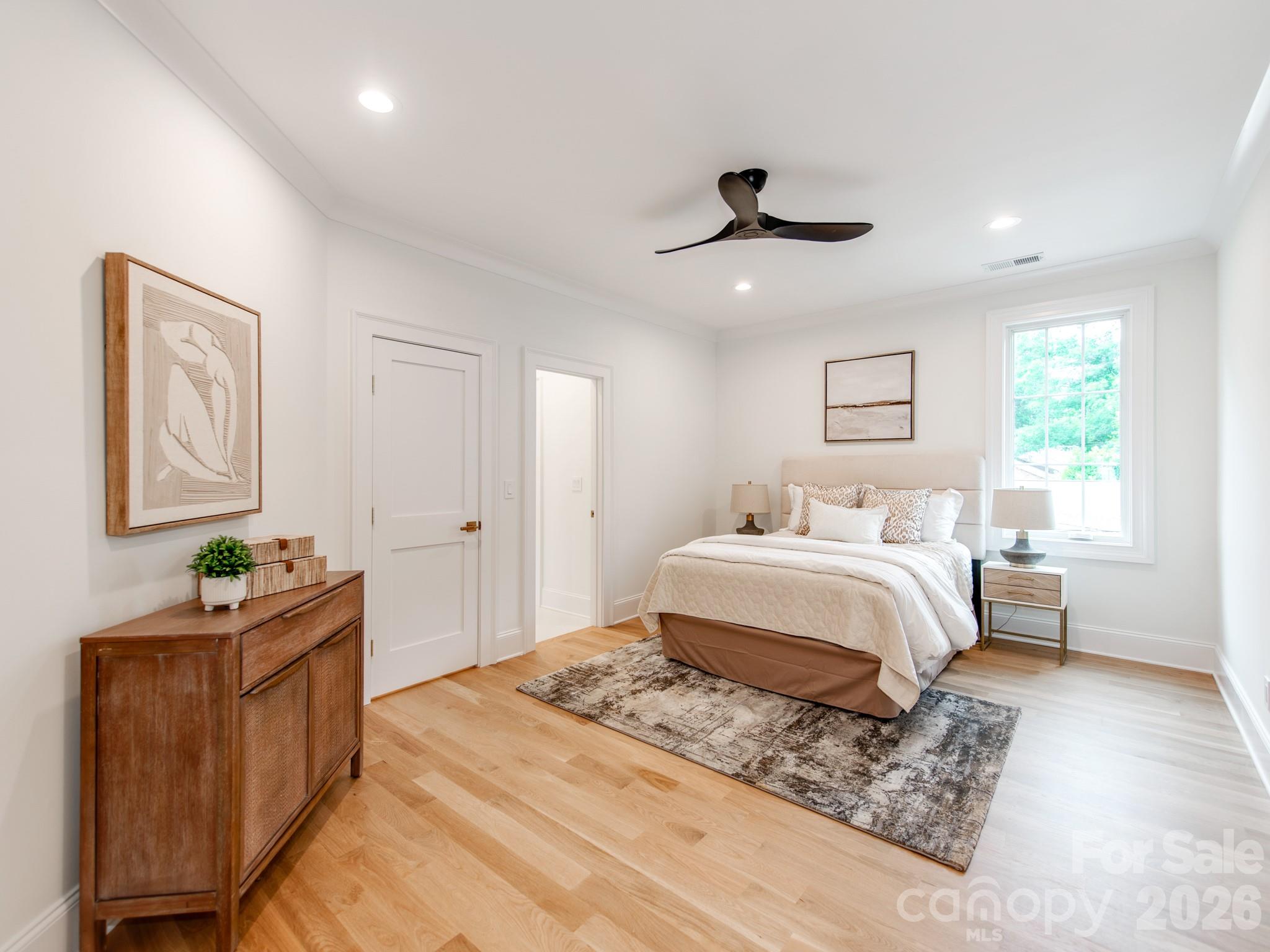 4627 Water Oak Road — Charlotte