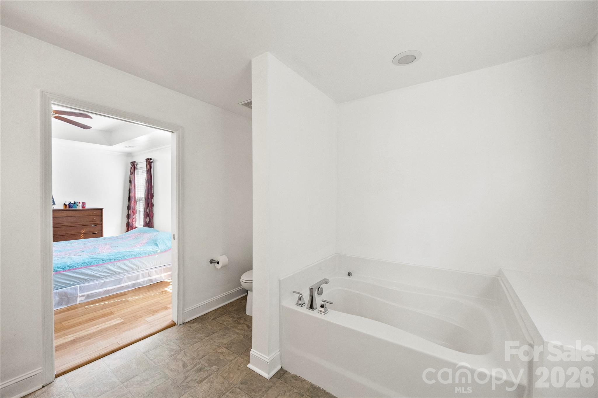 5250 Hickory Grove Road — Mount Holly