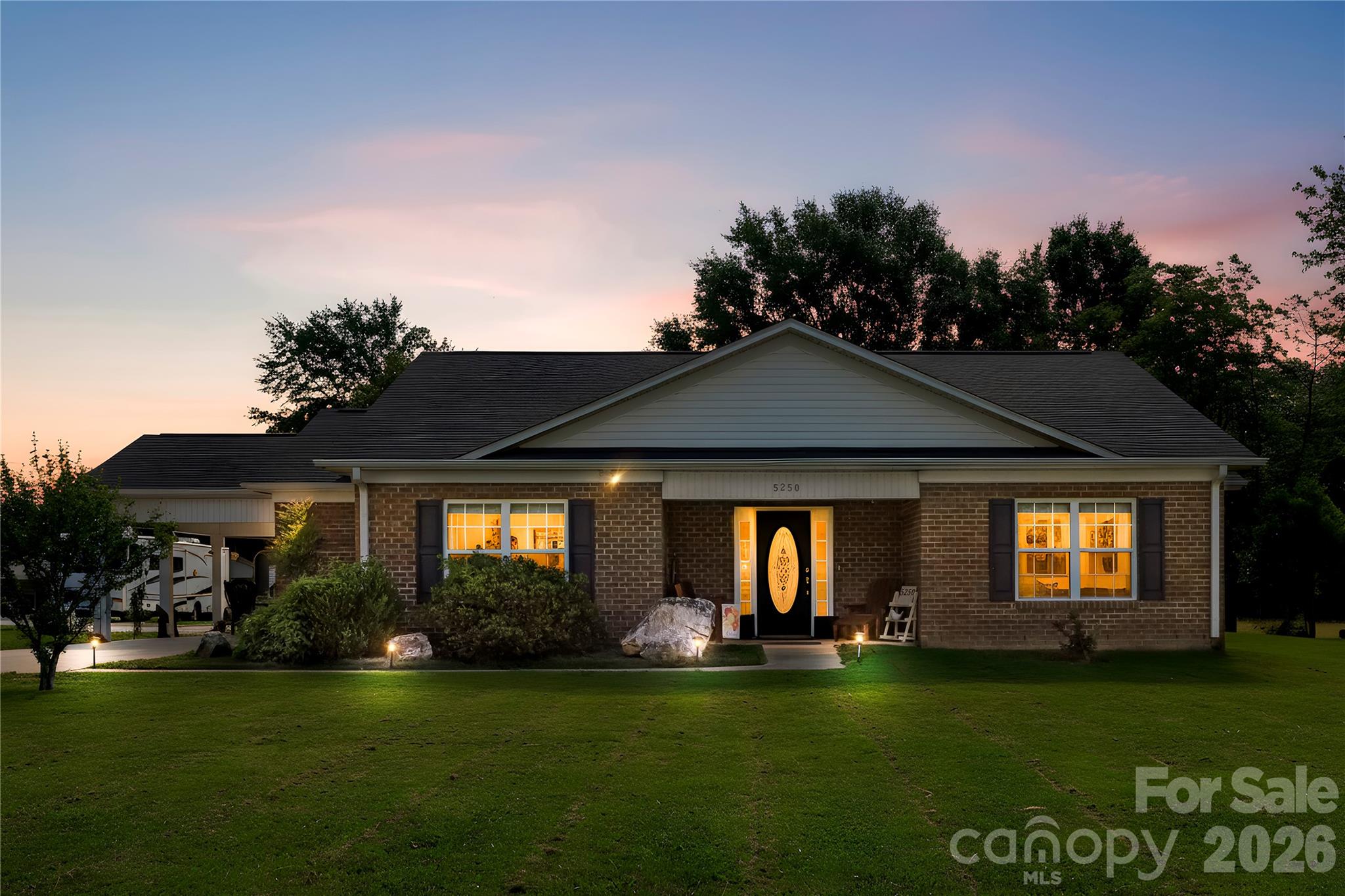 5250 Hickory Grove Road — Mount Holly