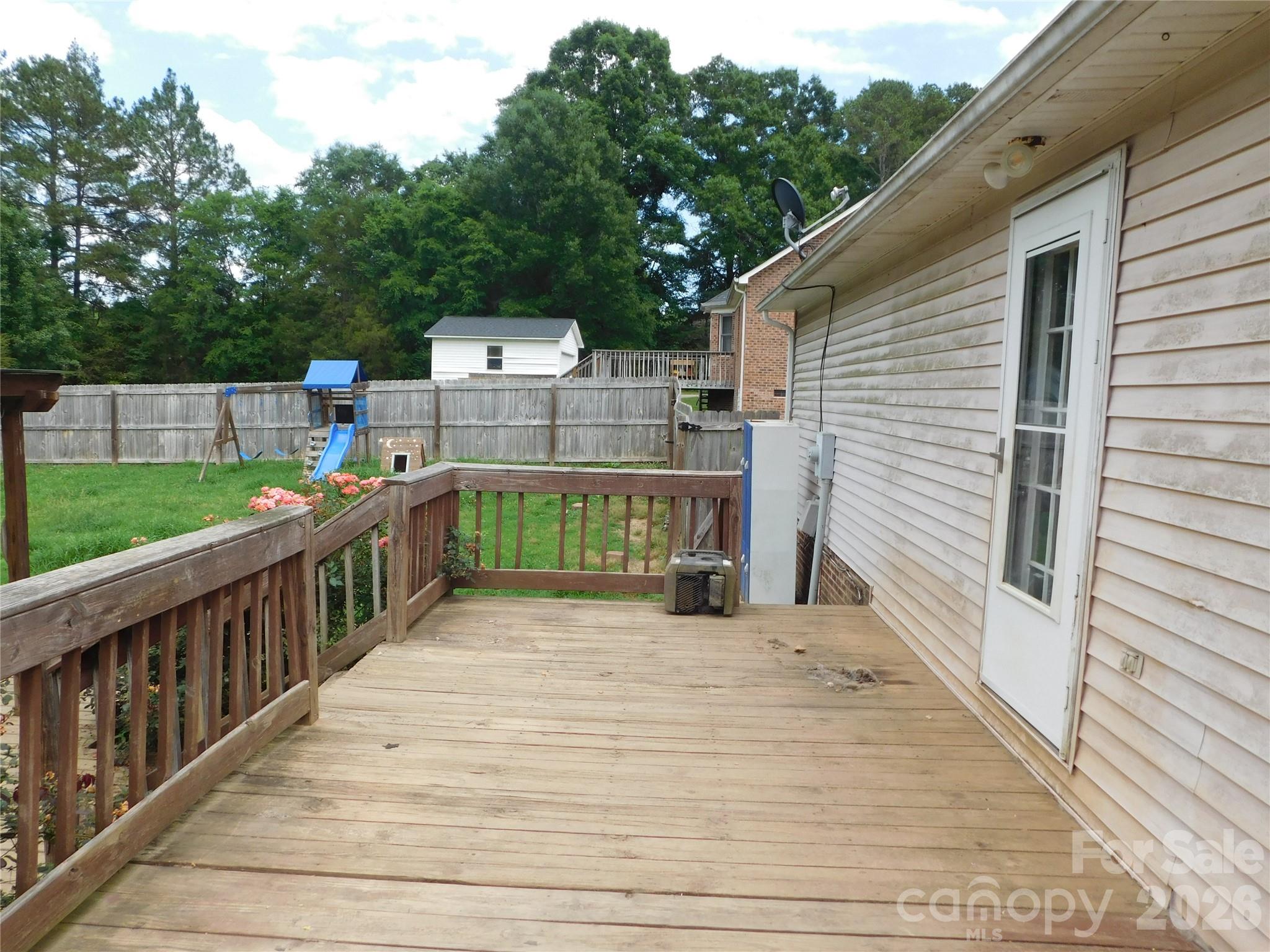2707 Plantation Way #8 — Albemarle