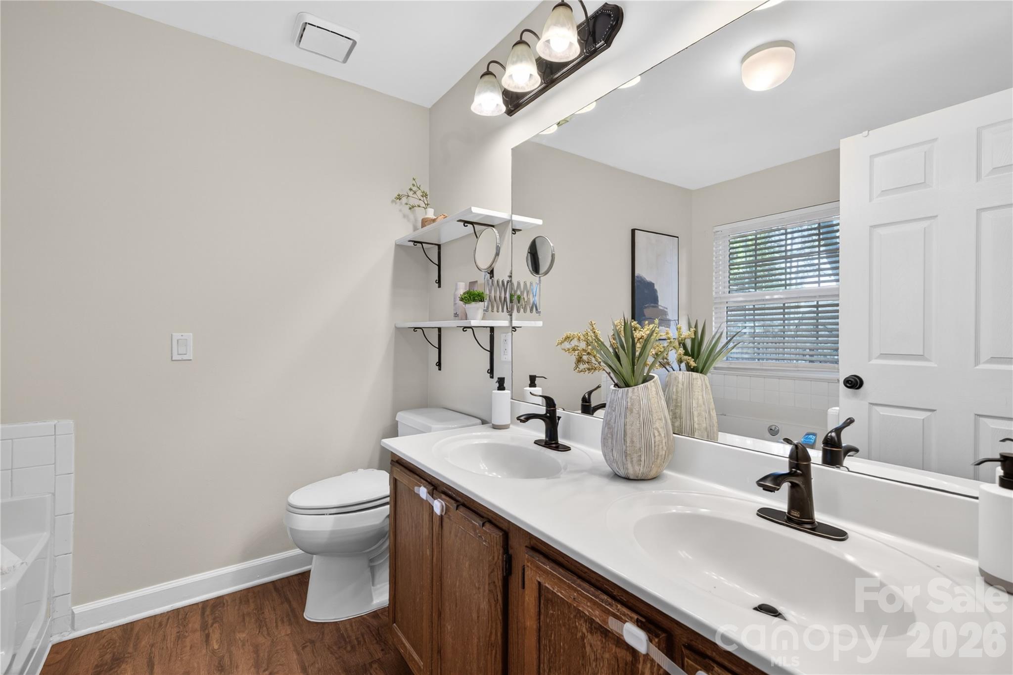907 Gretna Green Drive — Charlotte