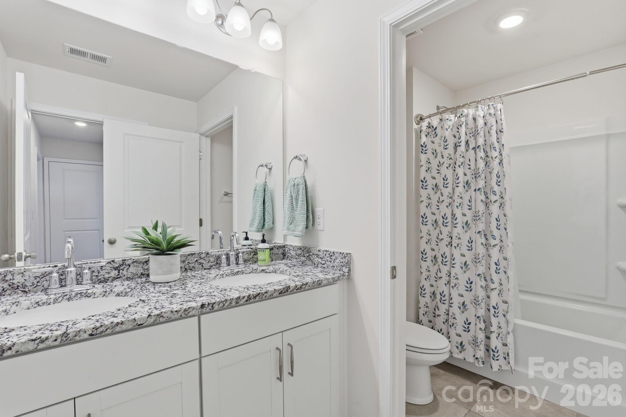 205 Reynard Trail — Greenville