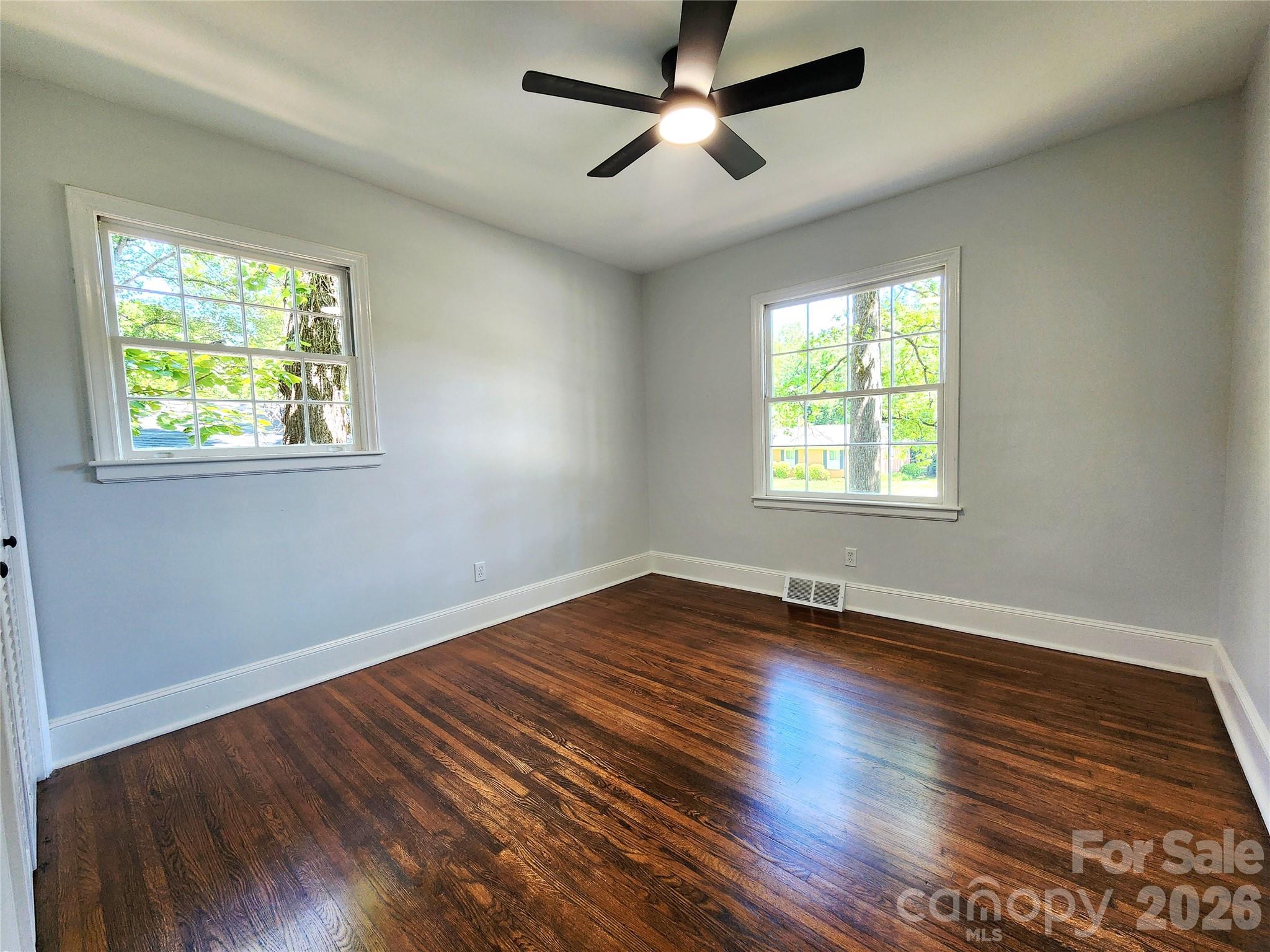 3528 Enfield Road — Charlotte