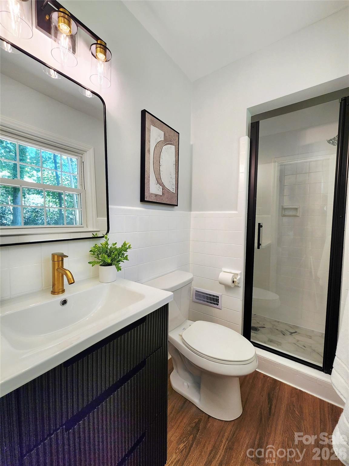 3528 Enfield Road — Charlotte